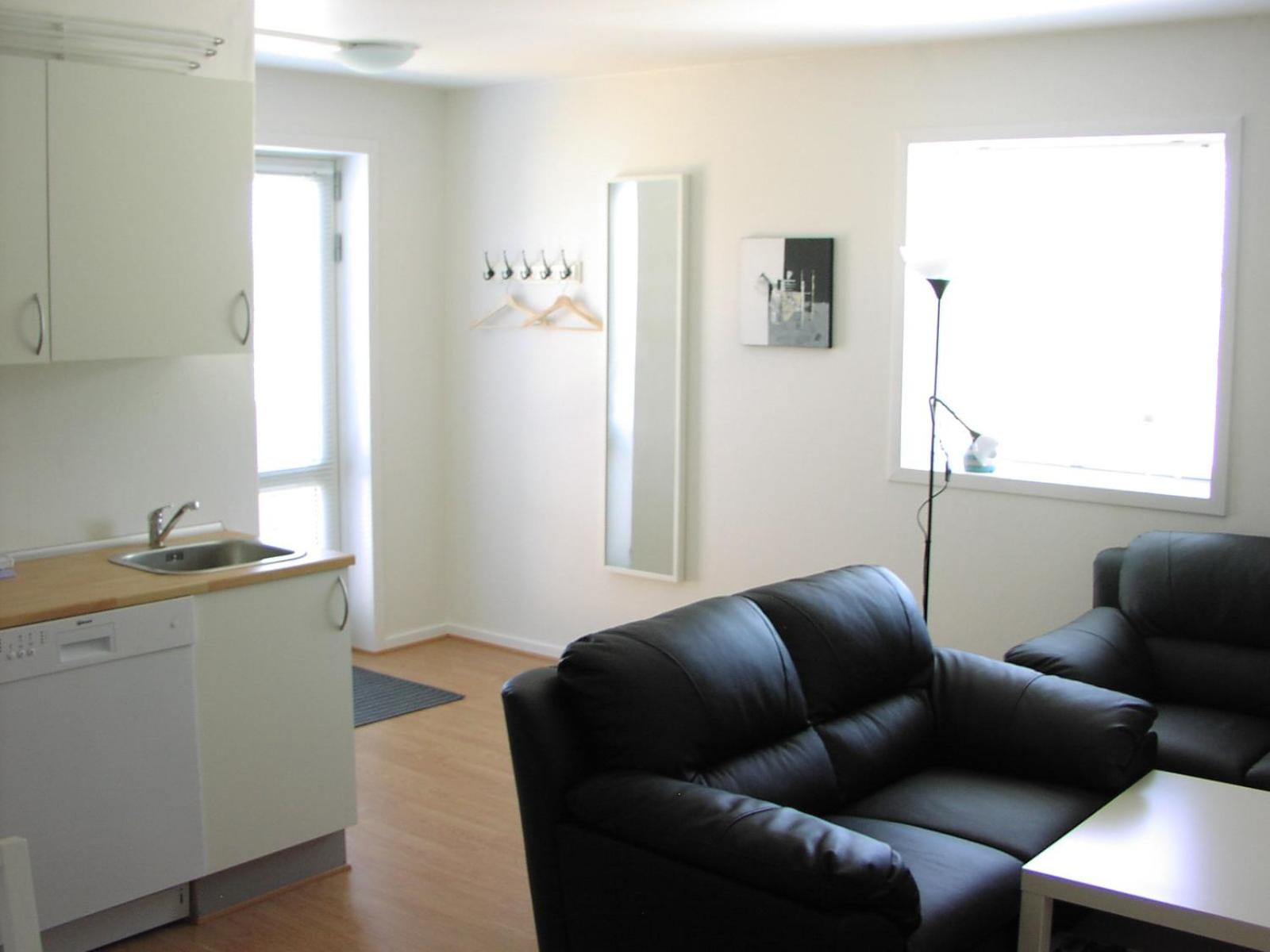 One-Bedroom Apartment photo 1