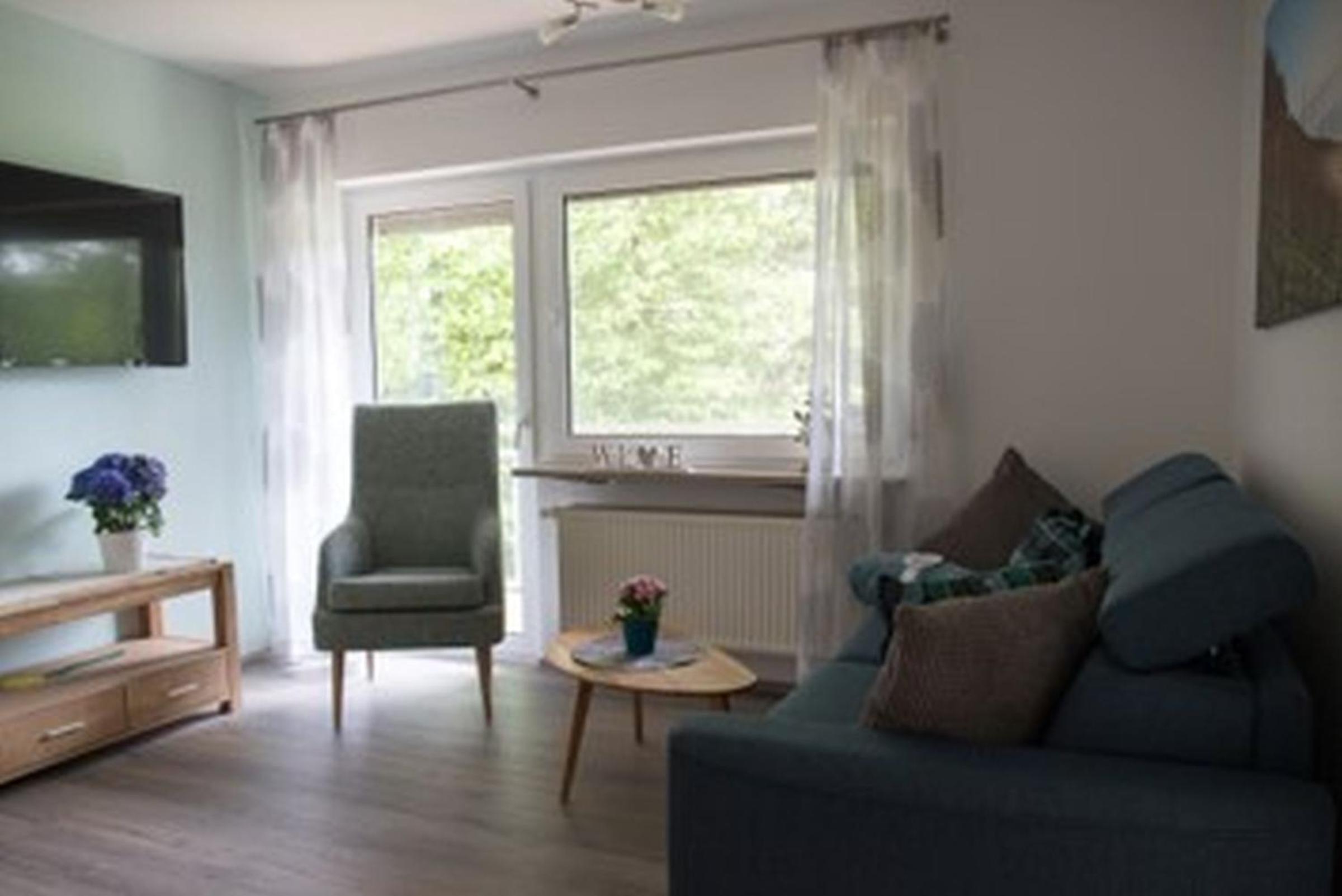 Two-Bedroom Deluxe Apartment with Garden View photo 3