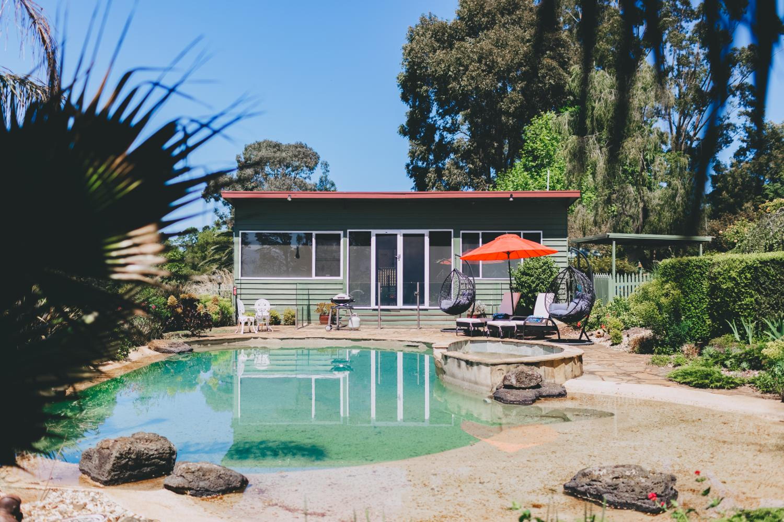 Apartment with Pool View  photo 3