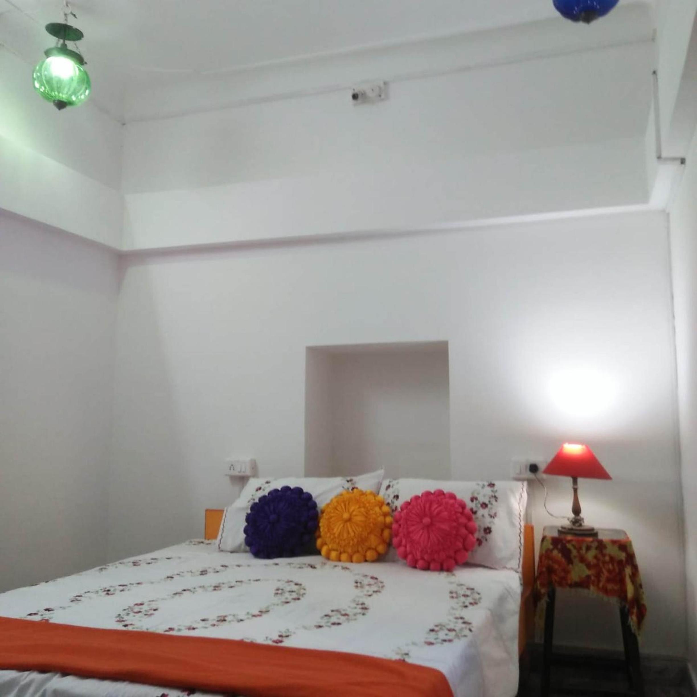 Budget Double Room - Photo 1
