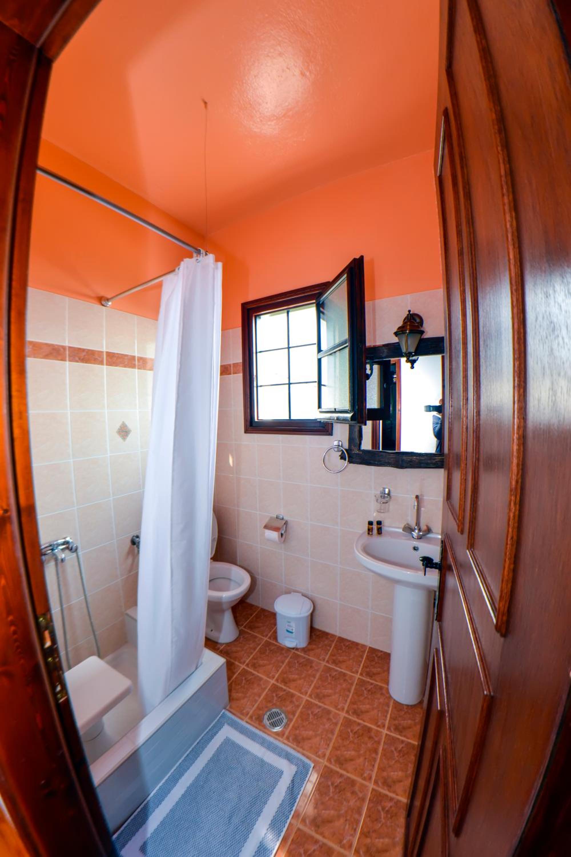 Double Room with Panoramic View - Photo 2