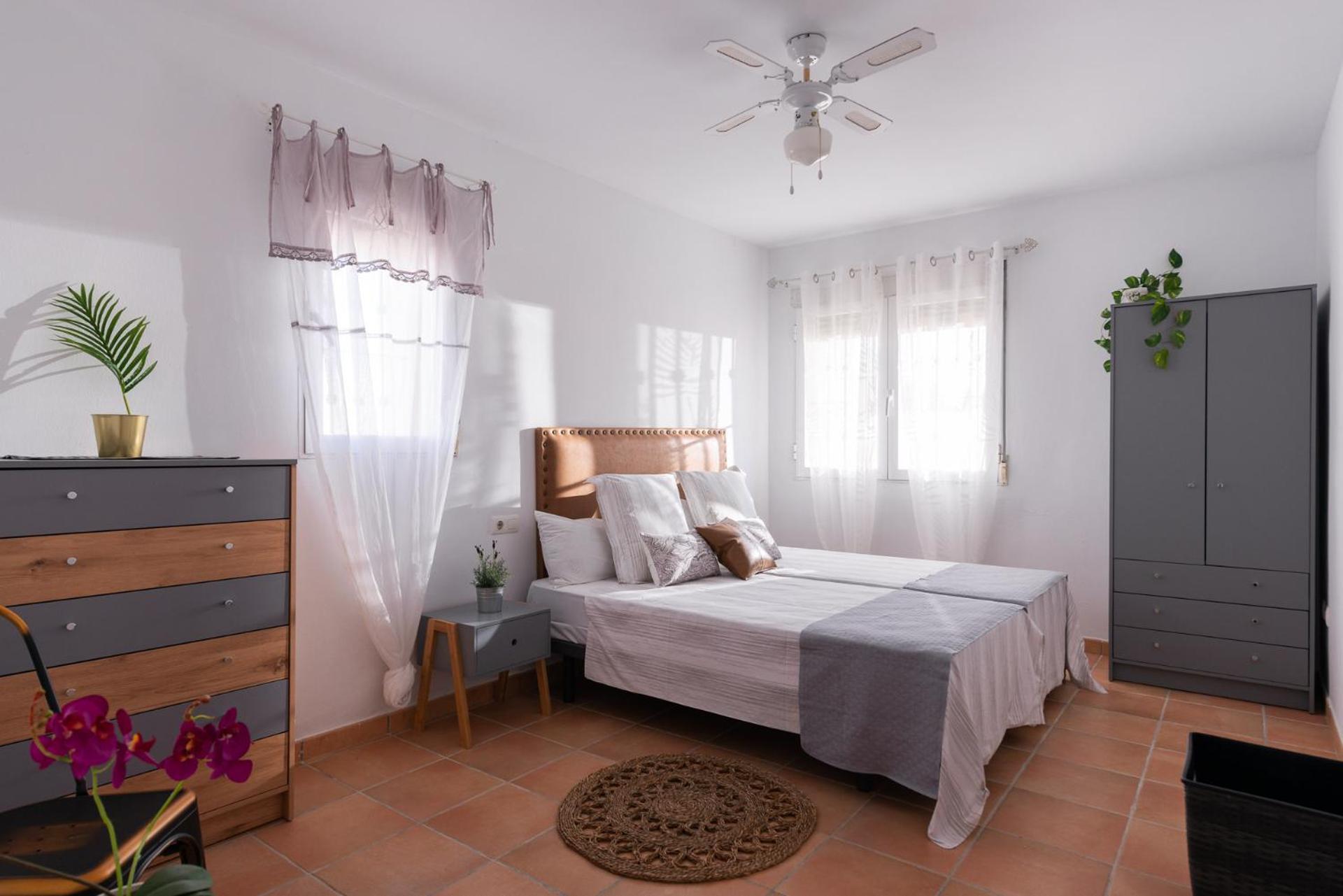 Villa photo 3