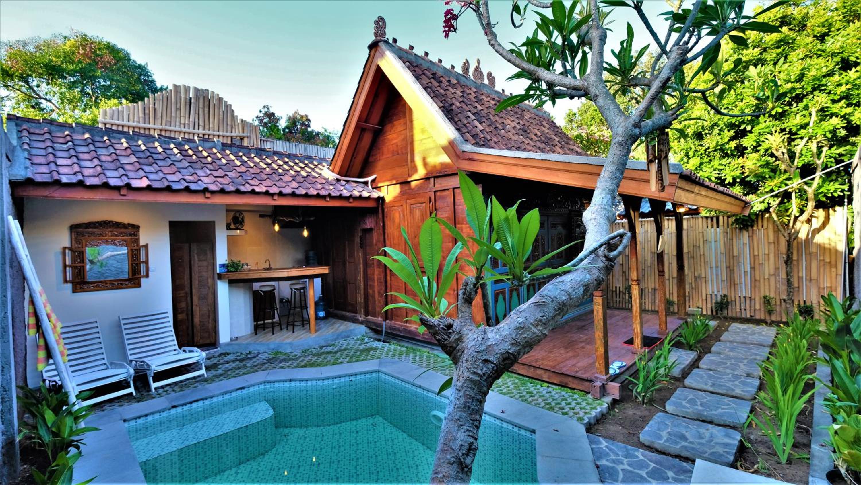 Wooden Villa with Private Pool - Photo 1