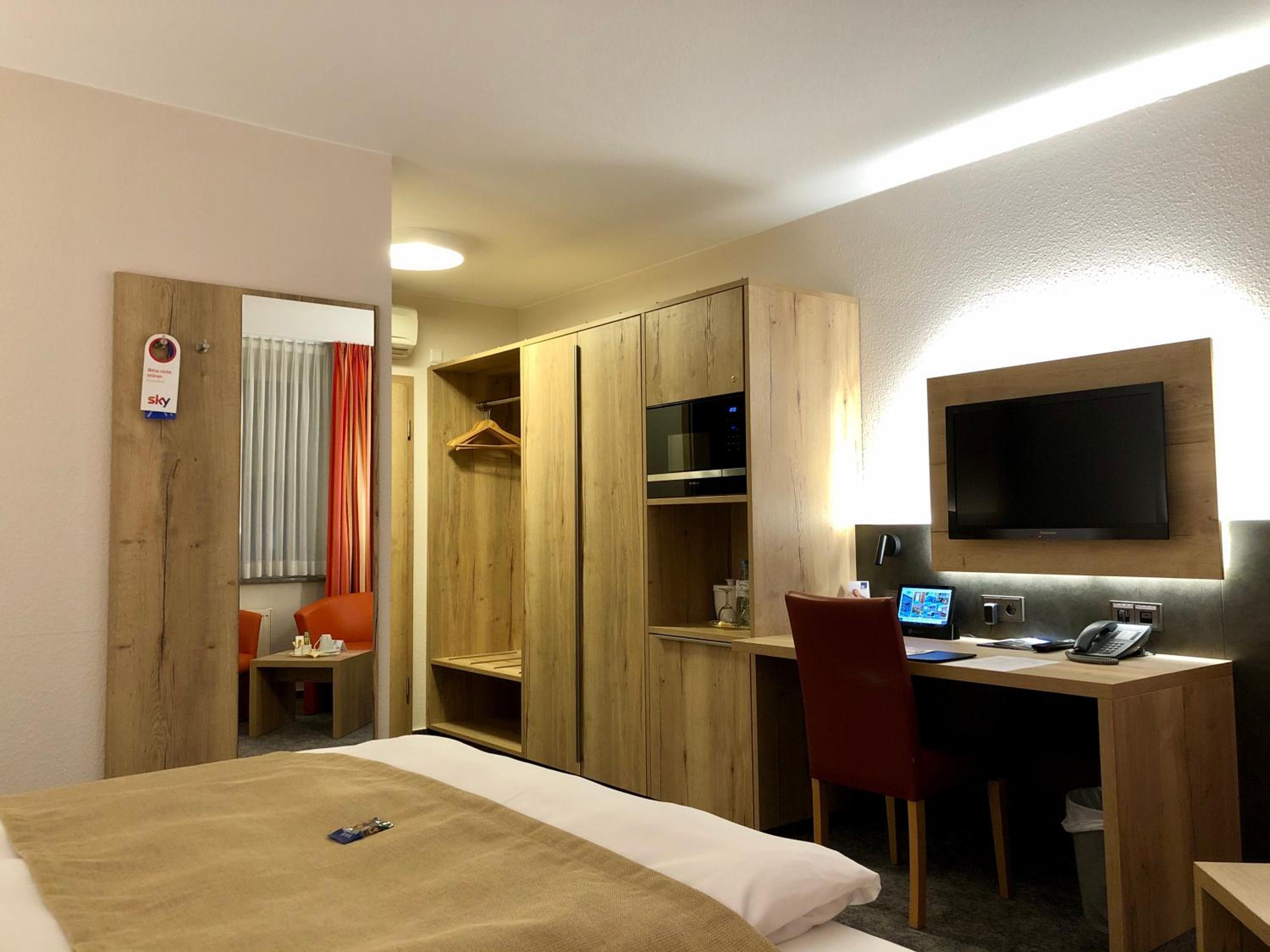 Standard Double Room - Photo 1