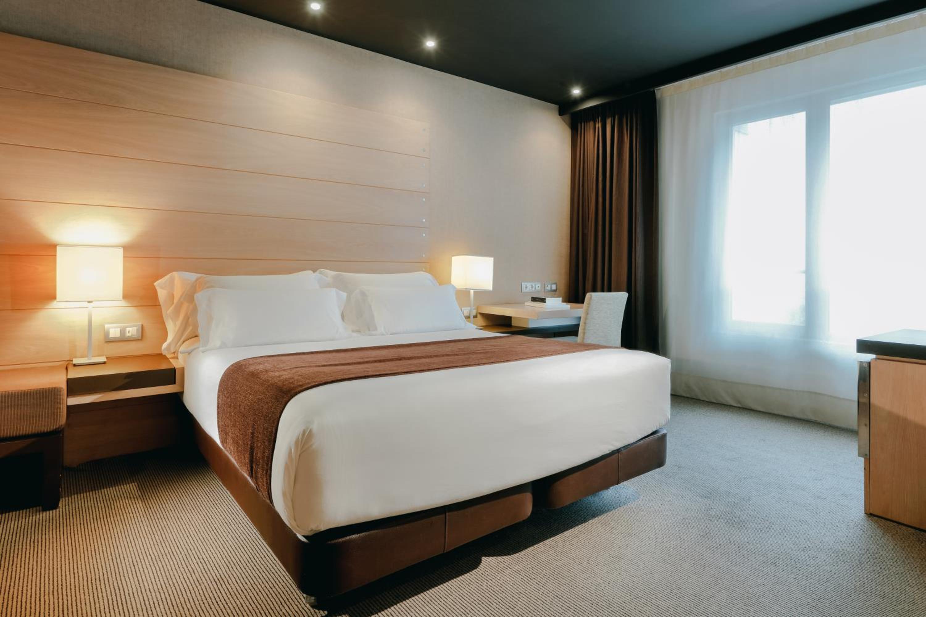 Standard Double or Twin Room - Photo 1