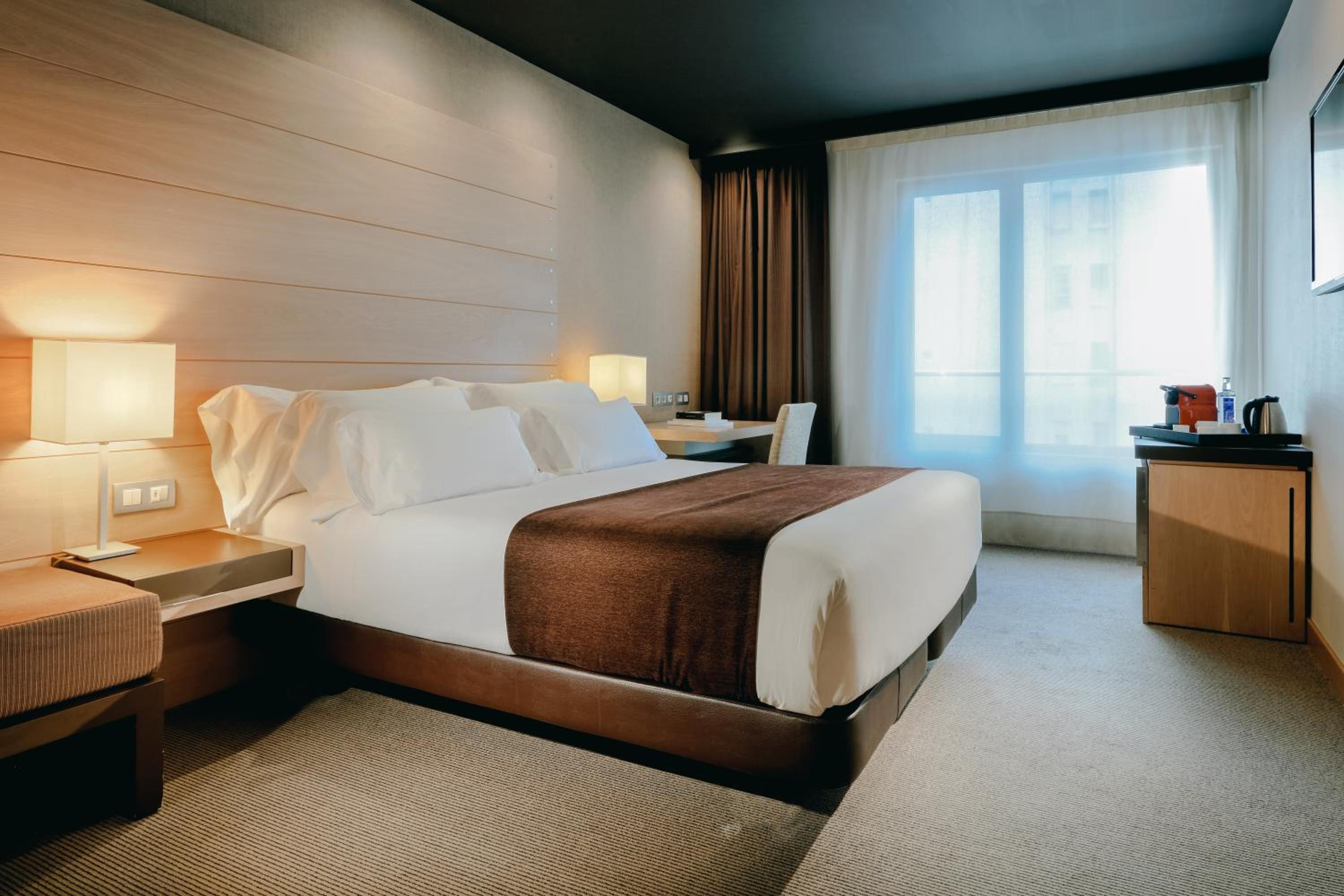 Standard Double or Twin Room - Photo 4