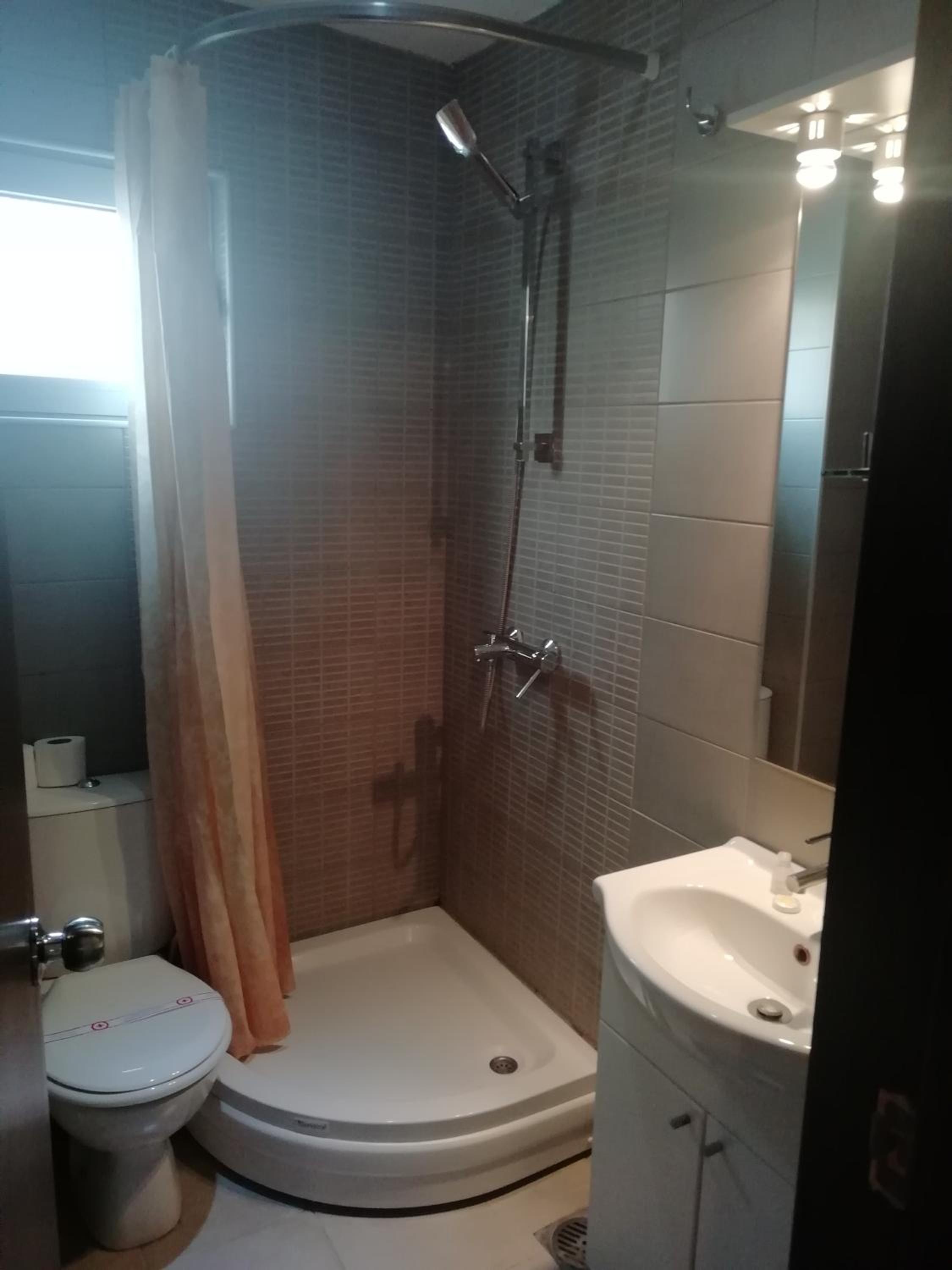 Double Room with Balcony - Photo 3