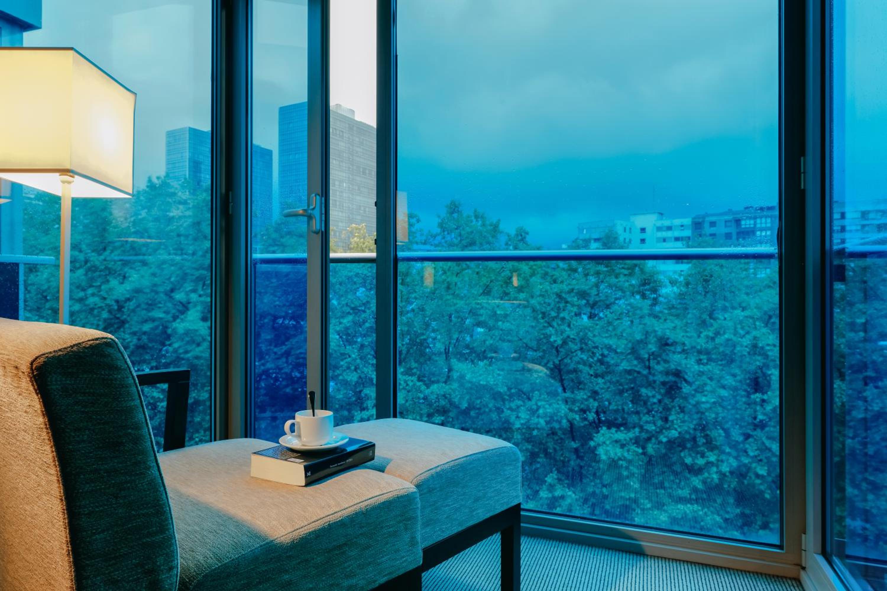 Junior Suite with View - Photo 3