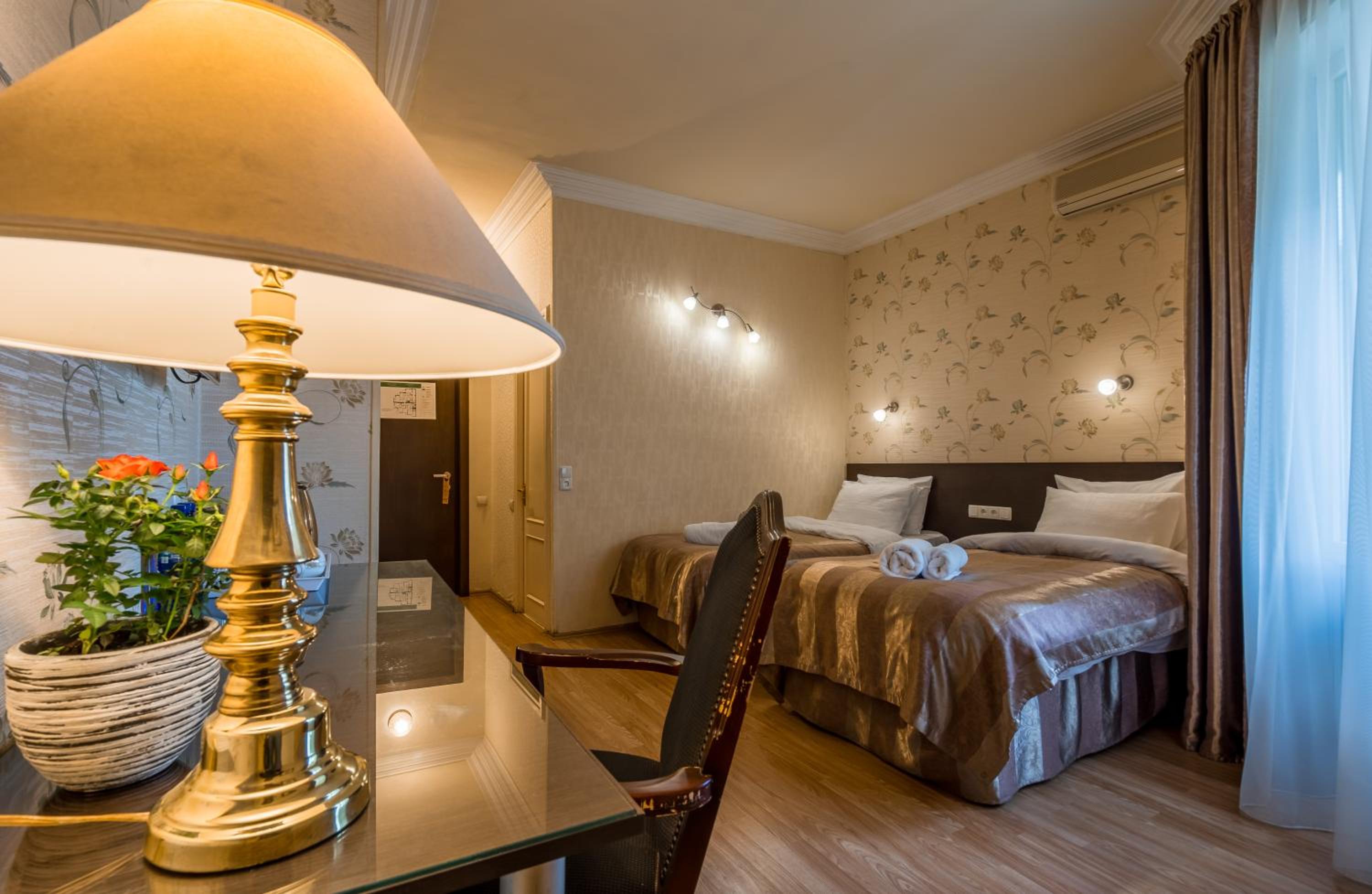 Standard Twin Room photo 1