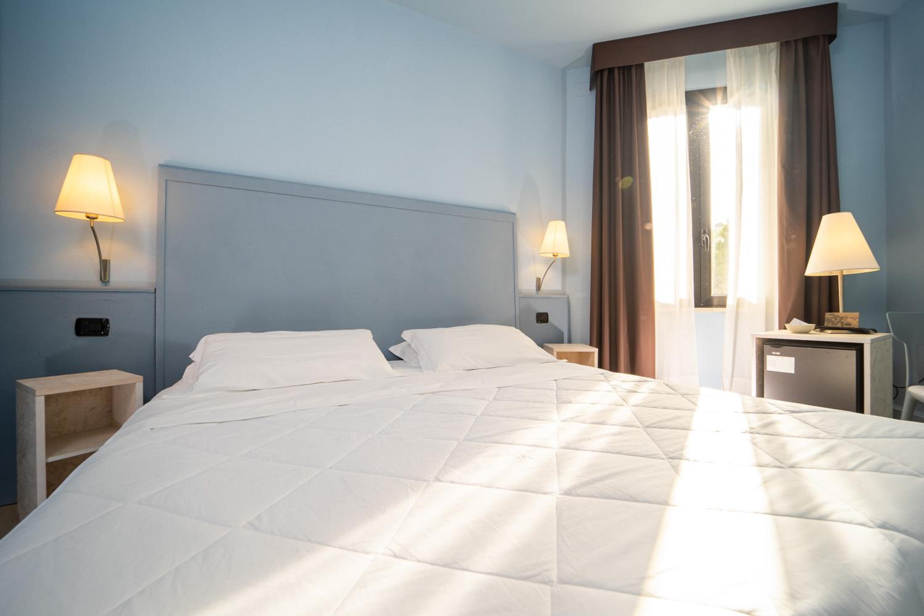 Double Room - Photo 5