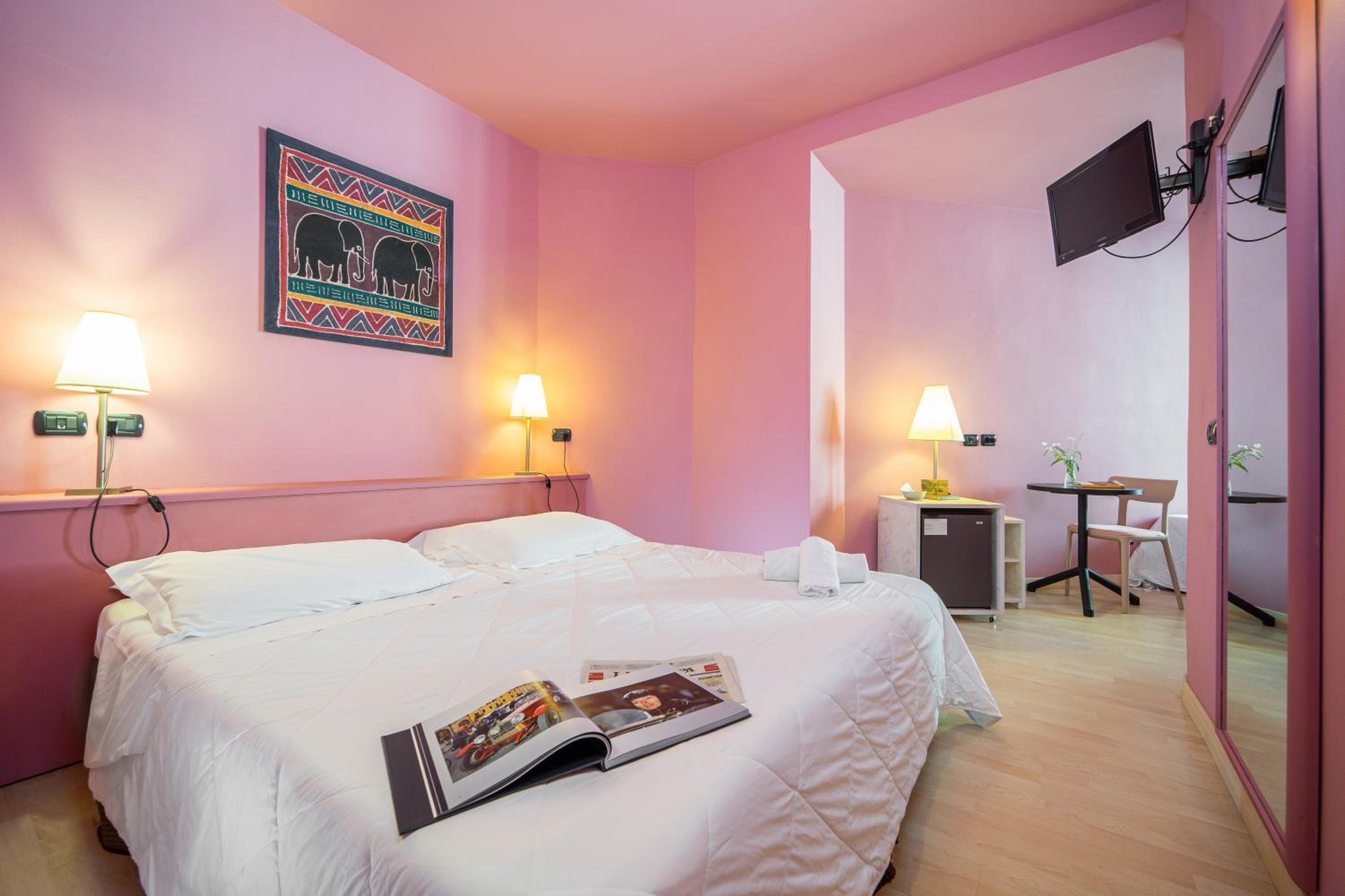 Double Room - Photo 1