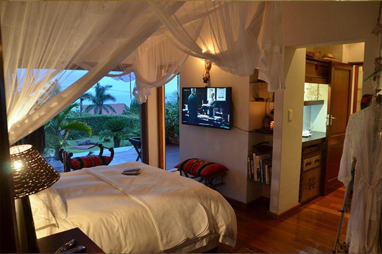 Queen Suite with Sea View - Photo 6