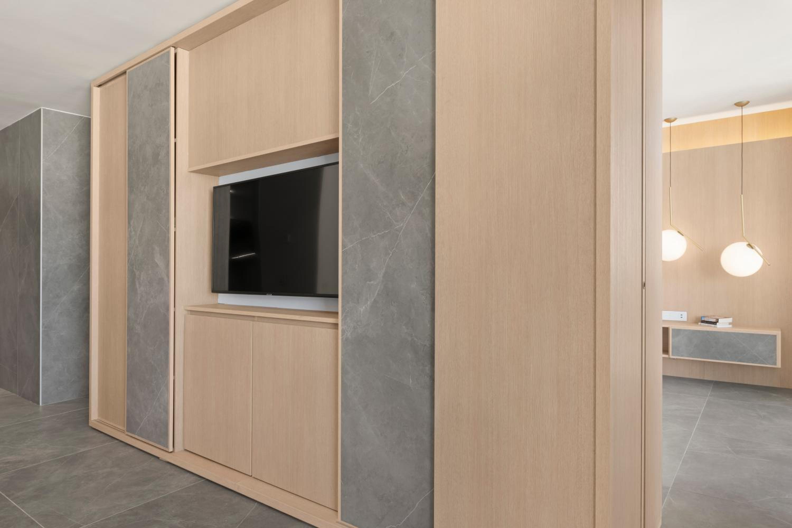 Suite - Photo 8