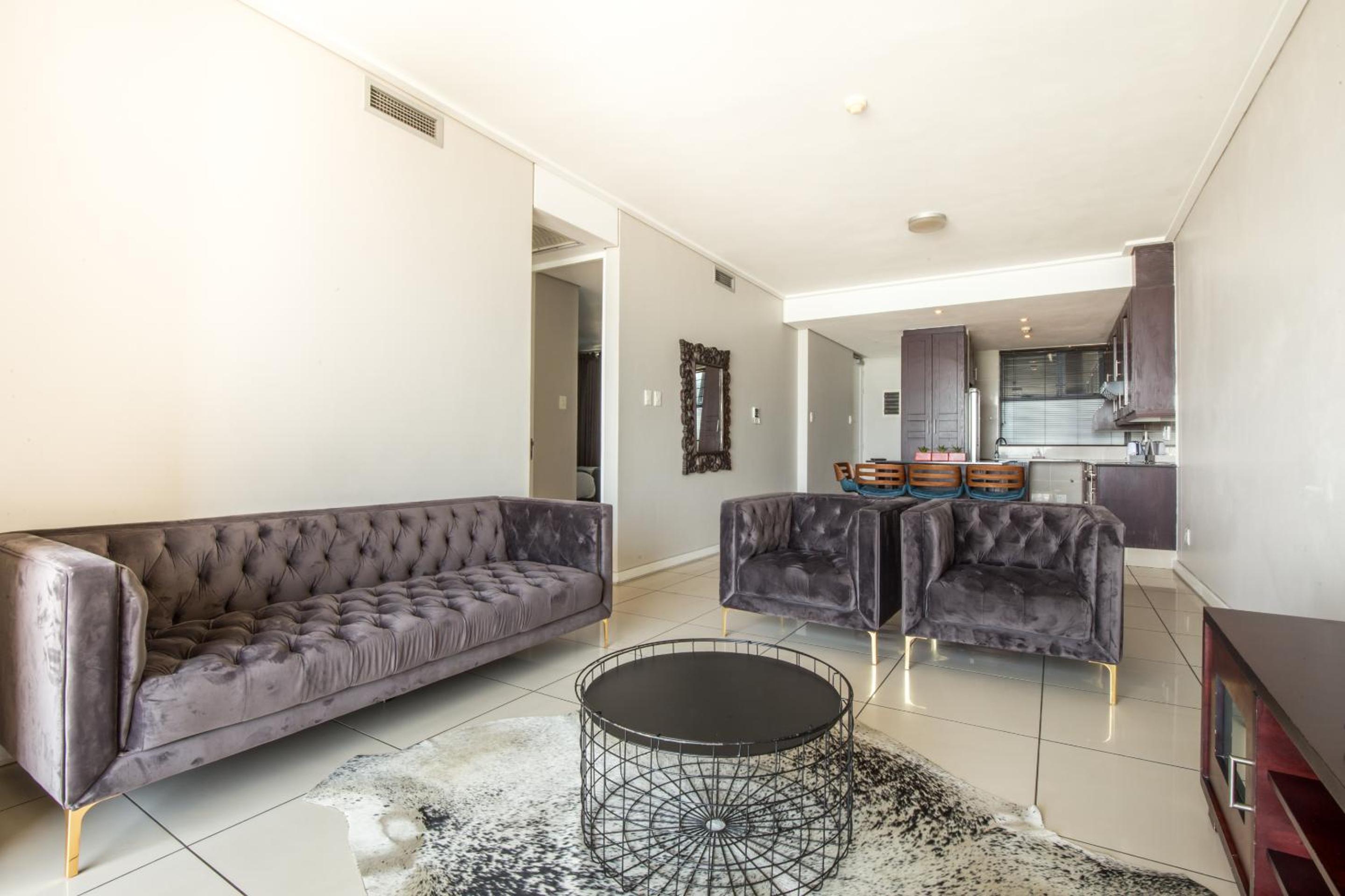 Deluxe Two-Bedroom Apartment with Seaview Balcony