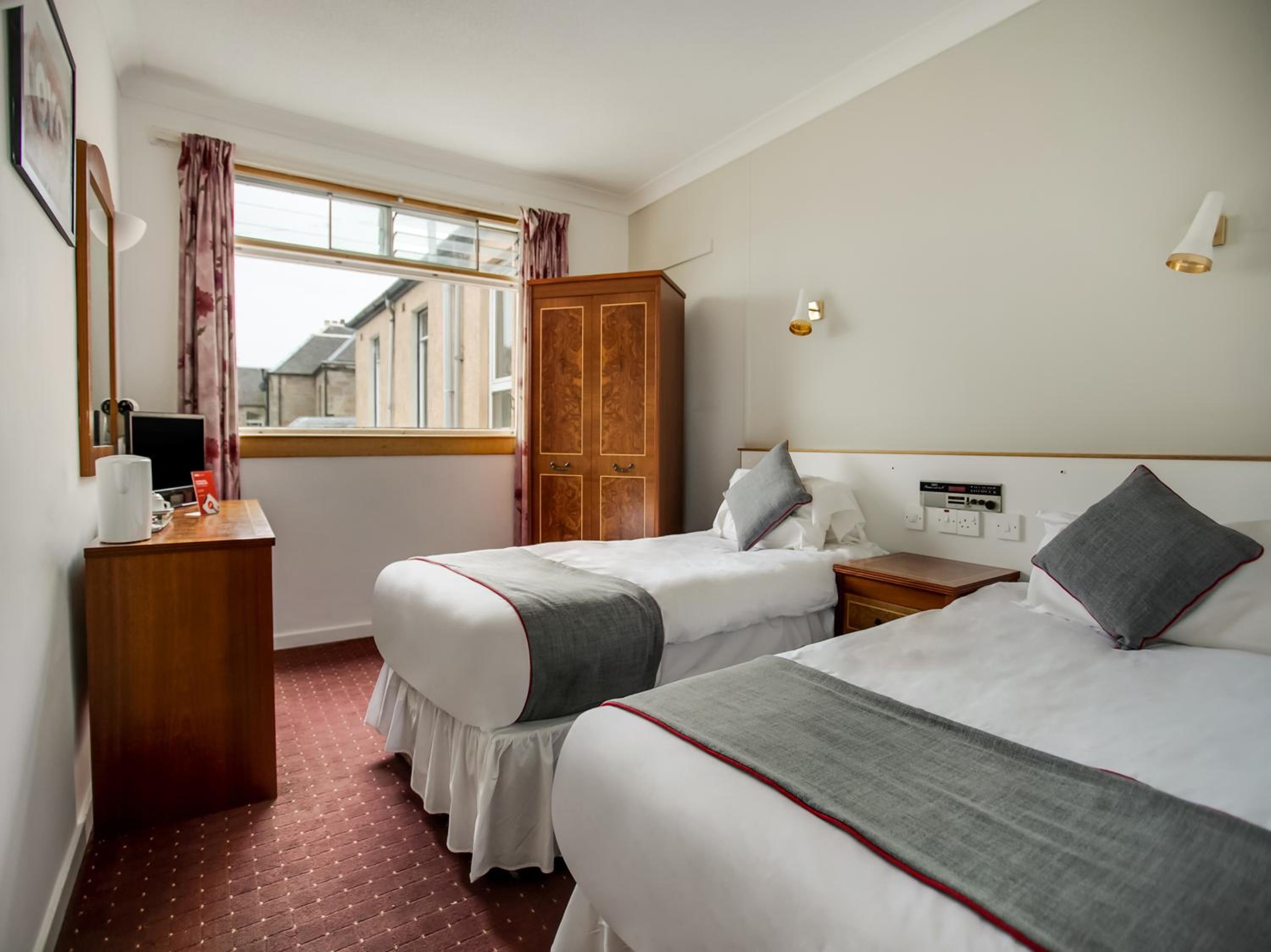 Standard Twin Room photo 1