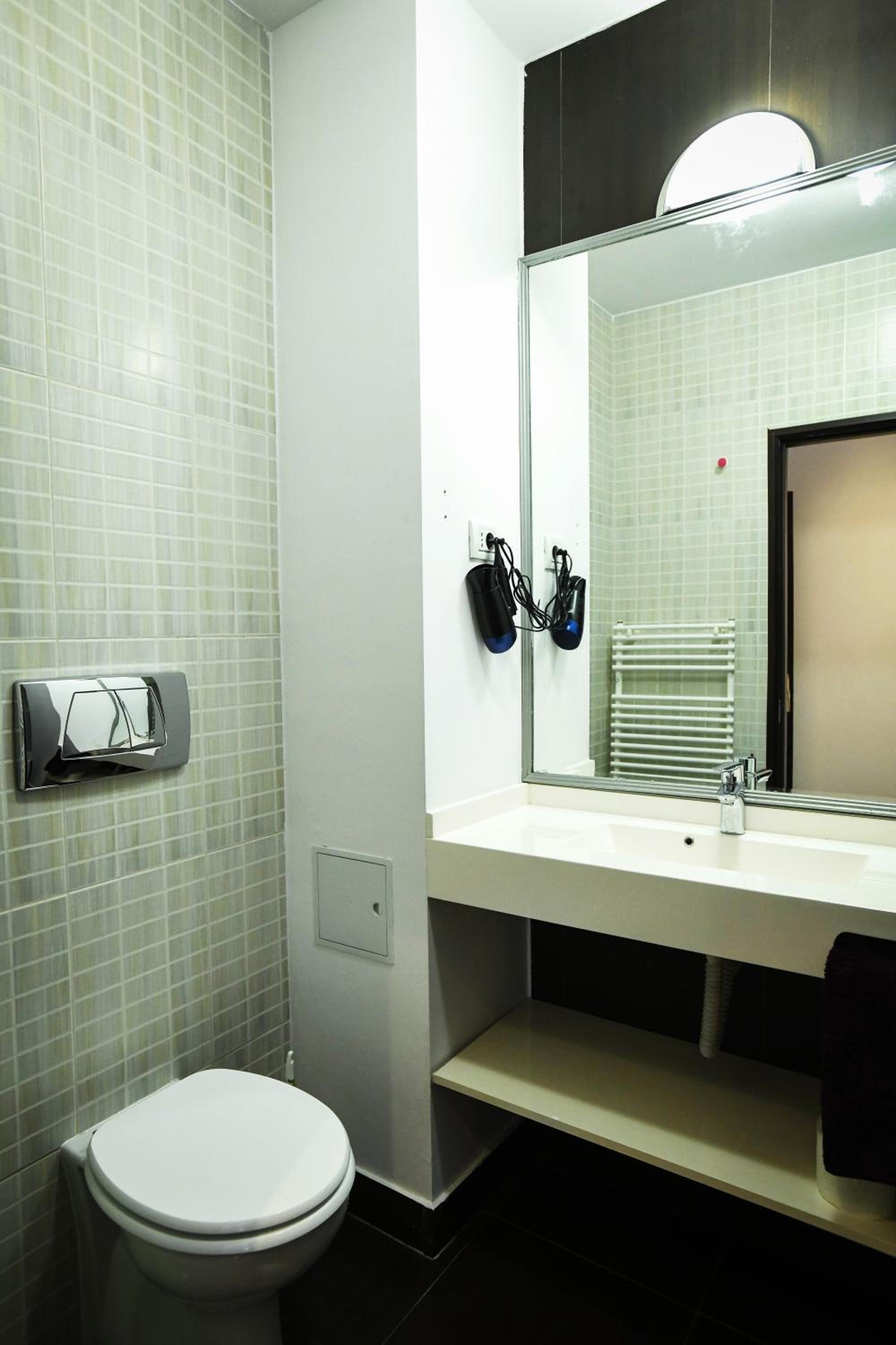 Standard Room - Photo 8