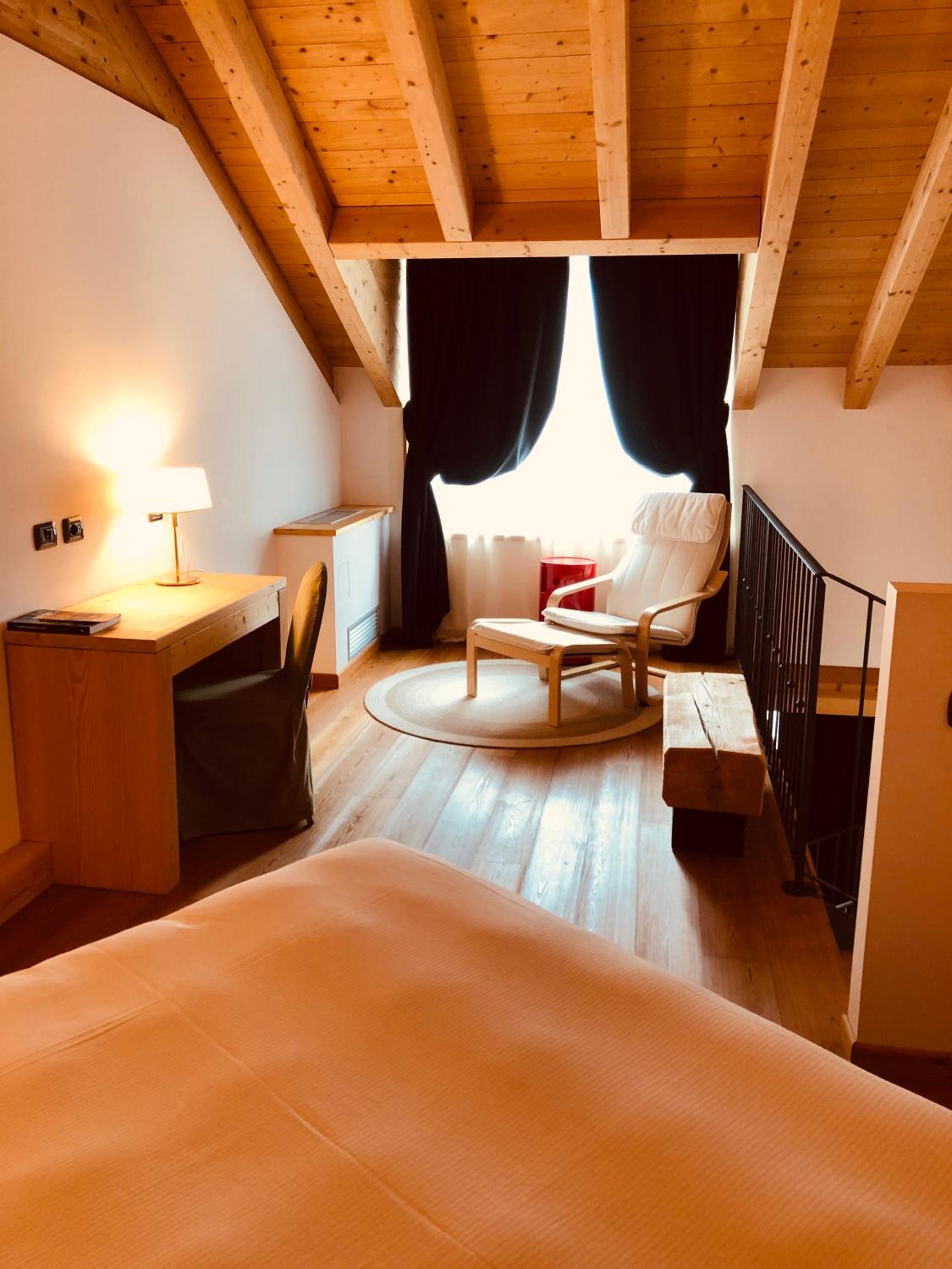 Suite - Photo 6