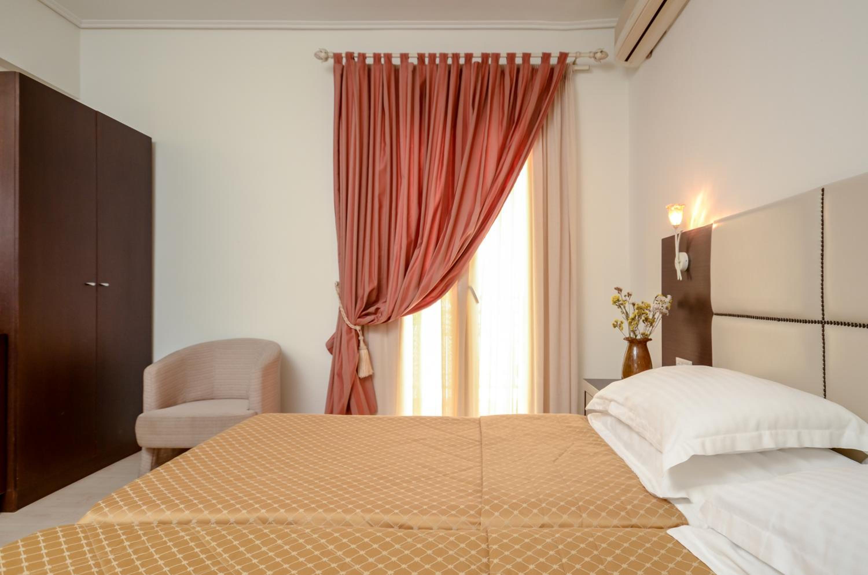 Economy Room photo 3
