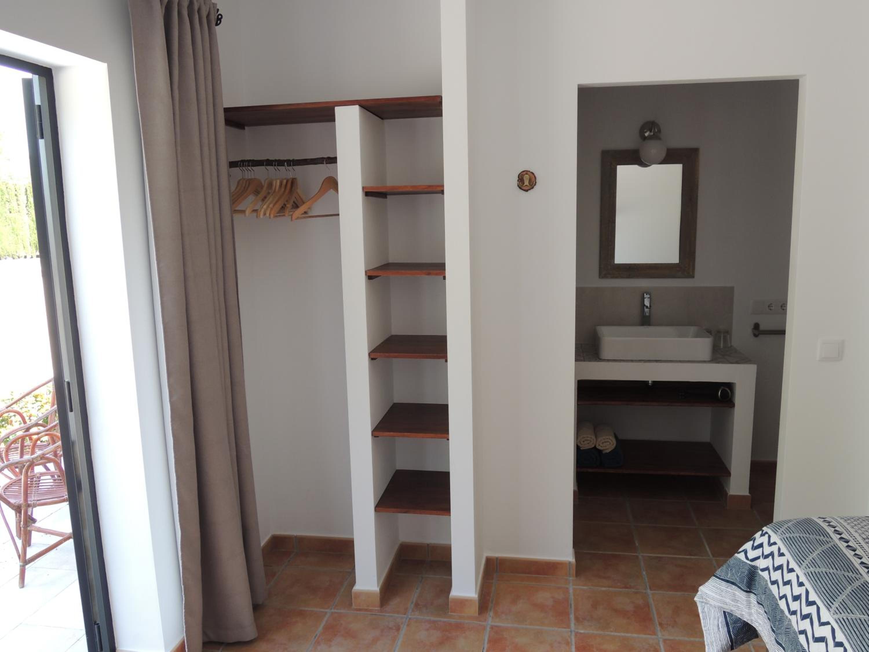 Double Room with Private Bathroom photo 3