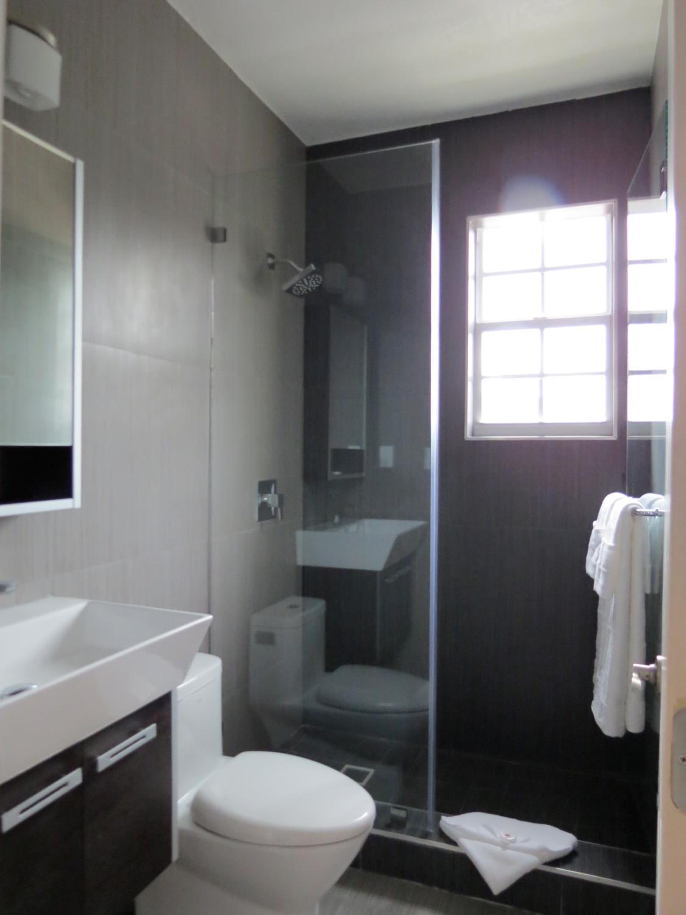 One-Bedroom Apartment - Photo 13