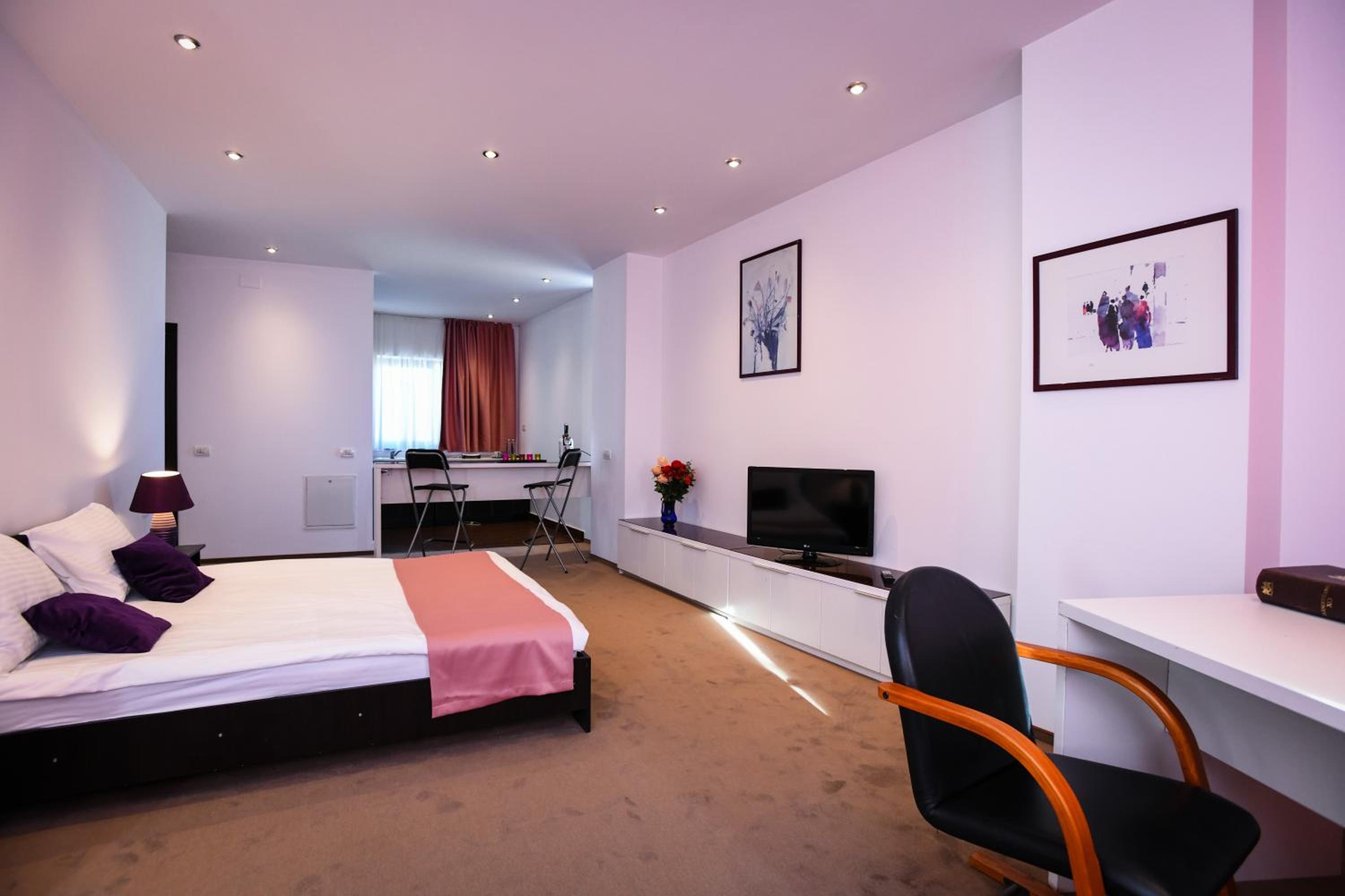 Standard Room - Photo 3