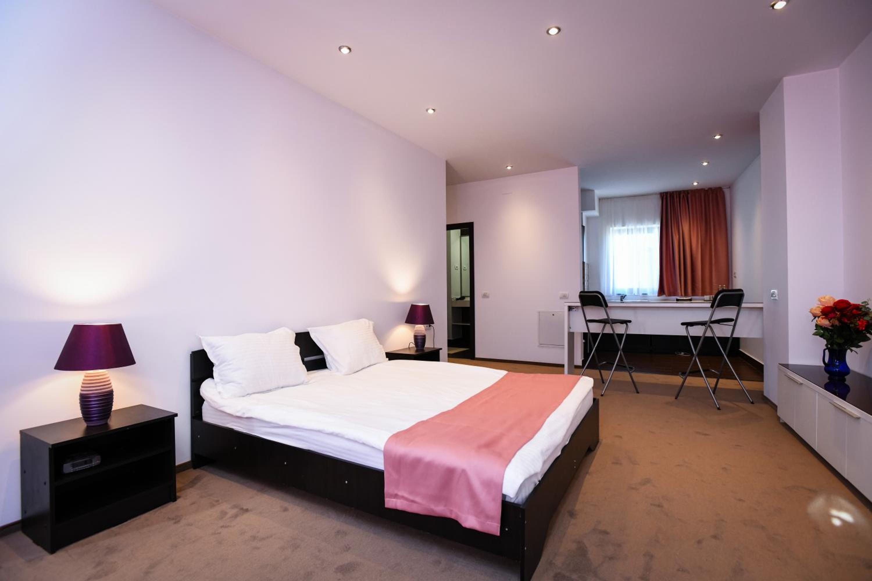 Standard Room - Photo 13