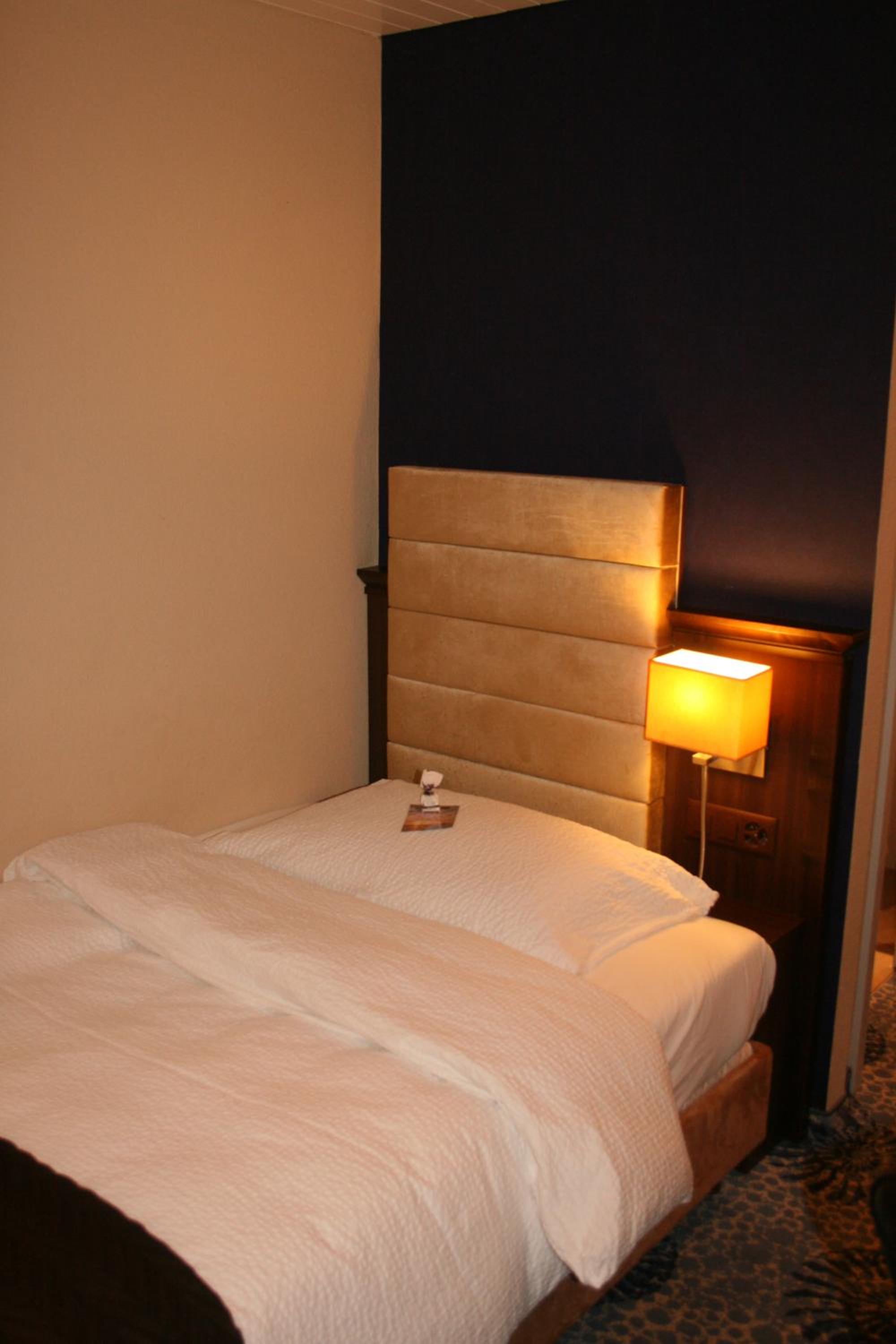 Single Room with Lake View photo 2