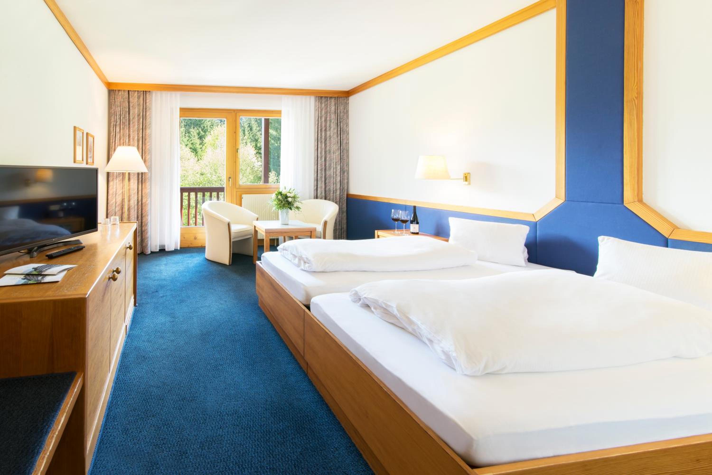 Standard Double or Twin Room - Photo 1