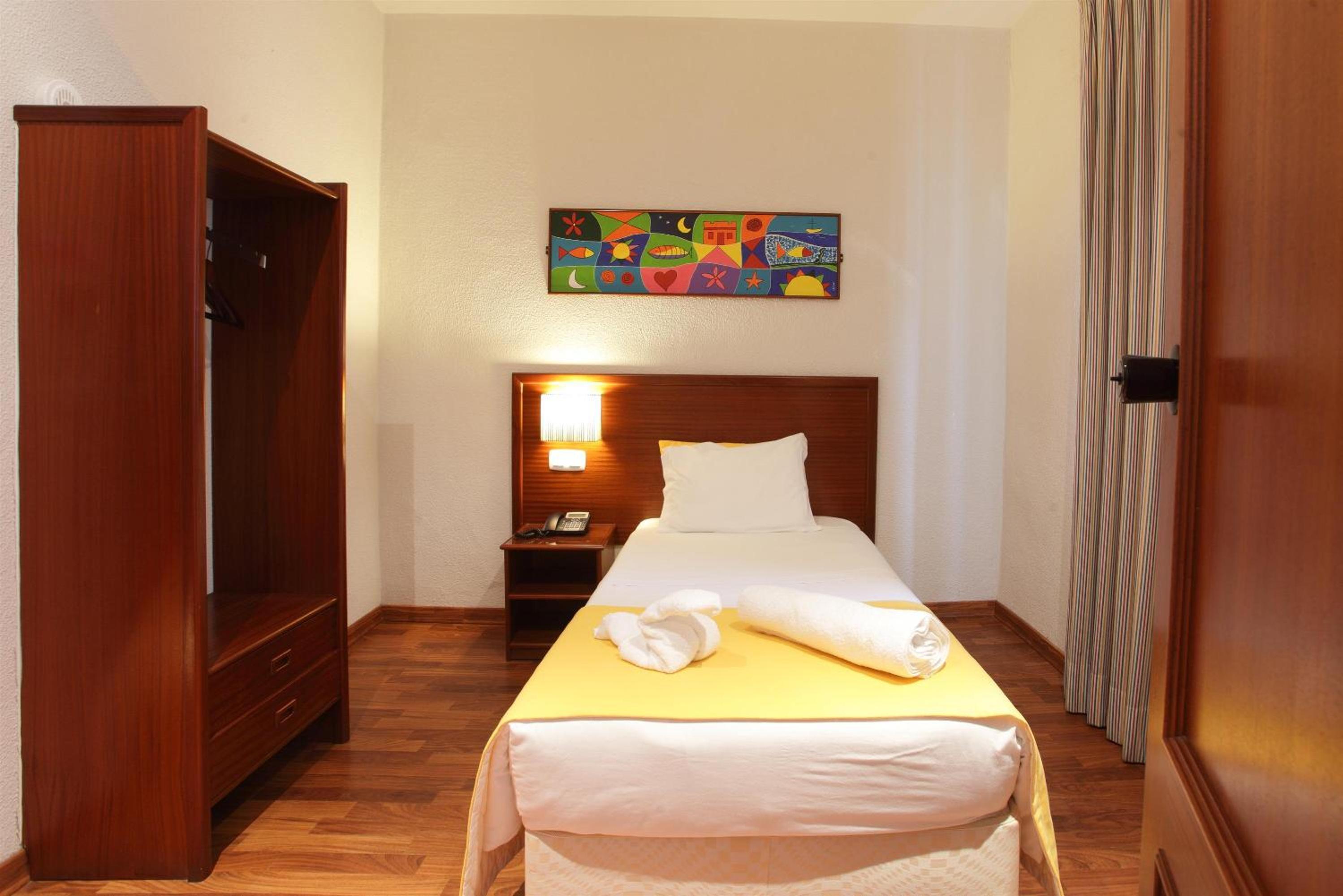 Single Room photo 3