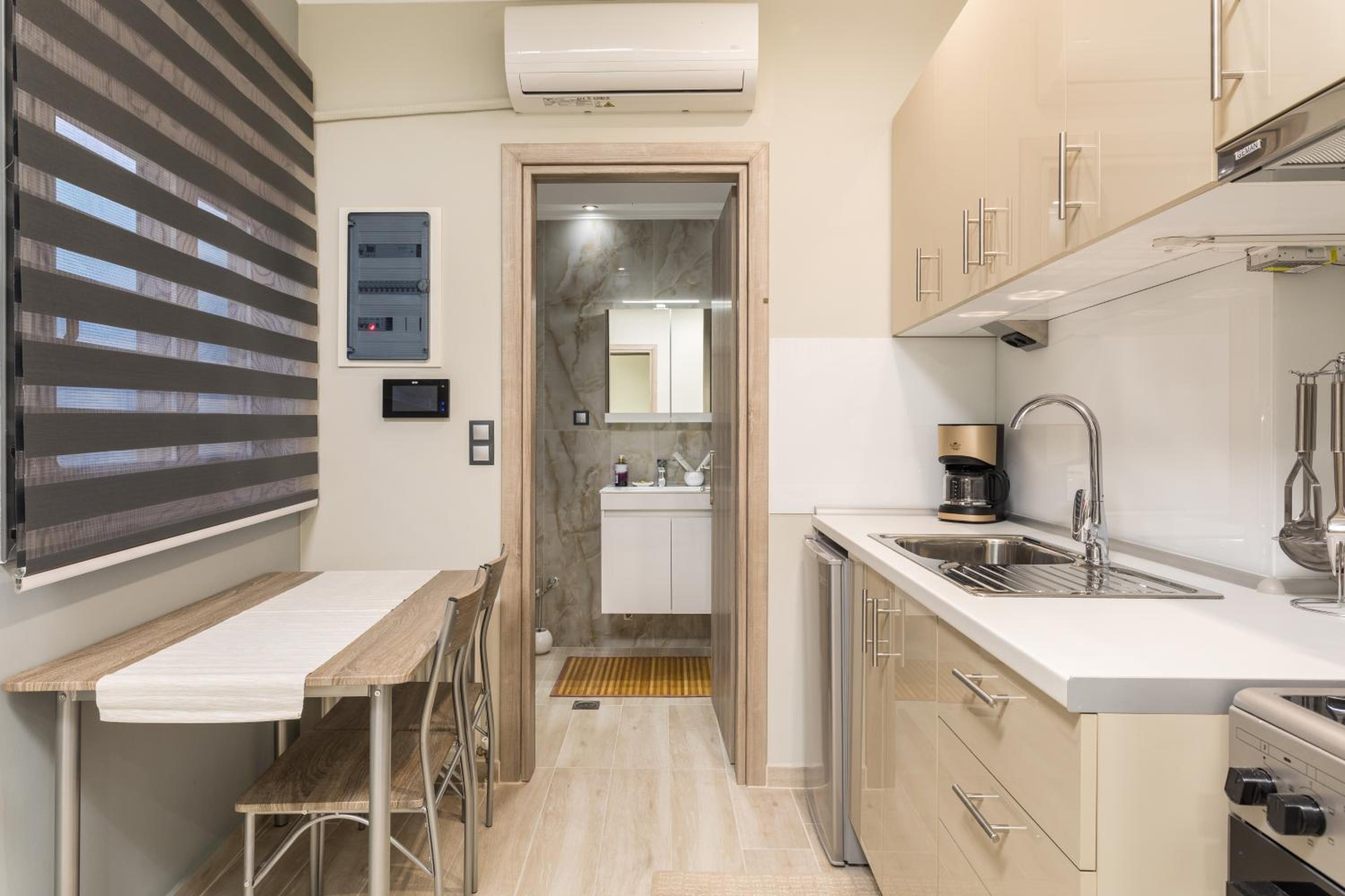 One-Bedroom Apartment - Photo 33
