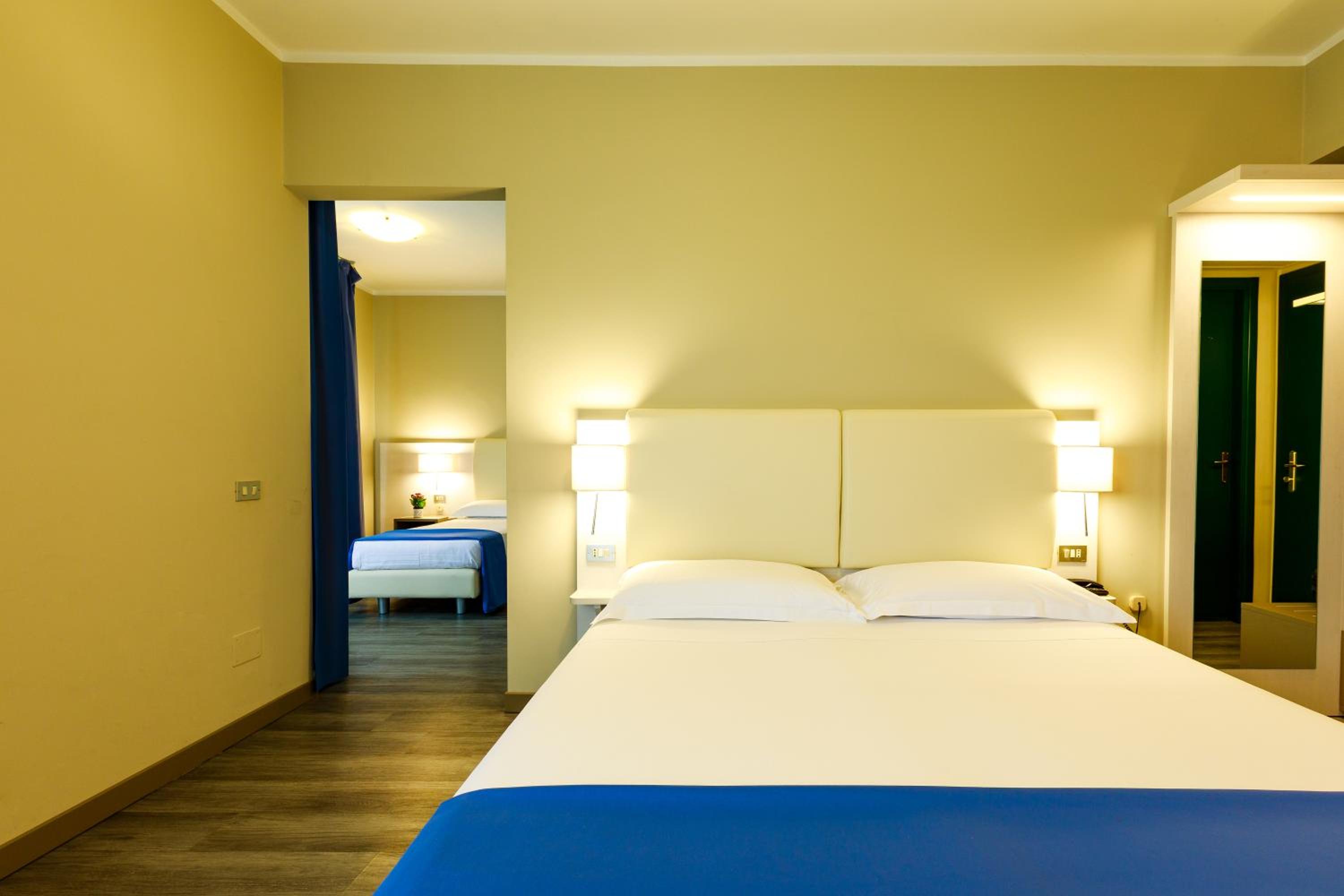 Triple Room - Photo 6
