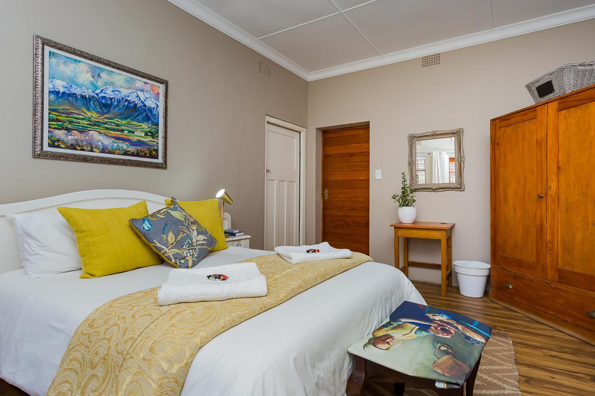 Double Room with Private Bathroom - Photo 4
