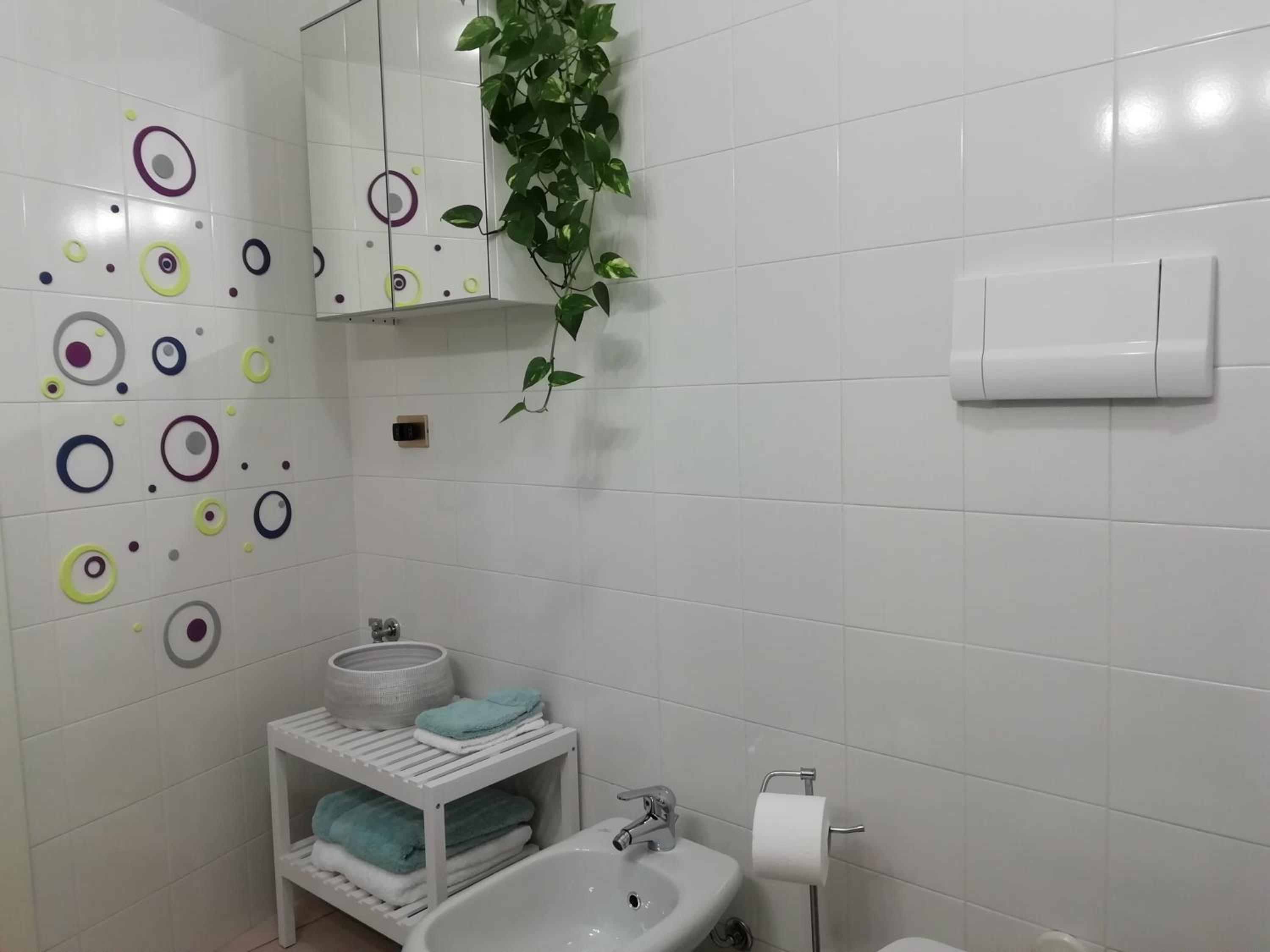 One-Bedroom Apartment - Photo 27