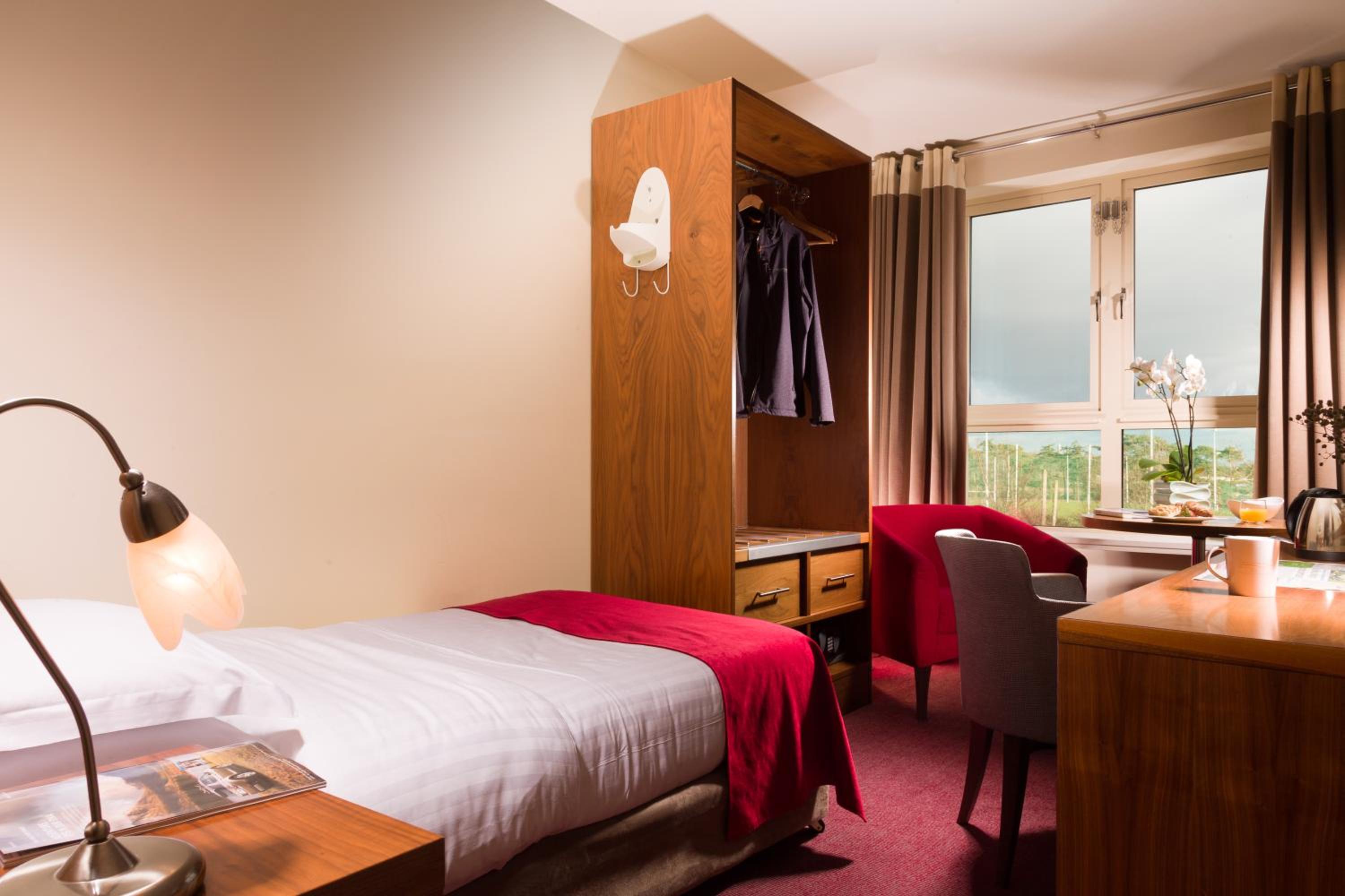 Compact Single Room