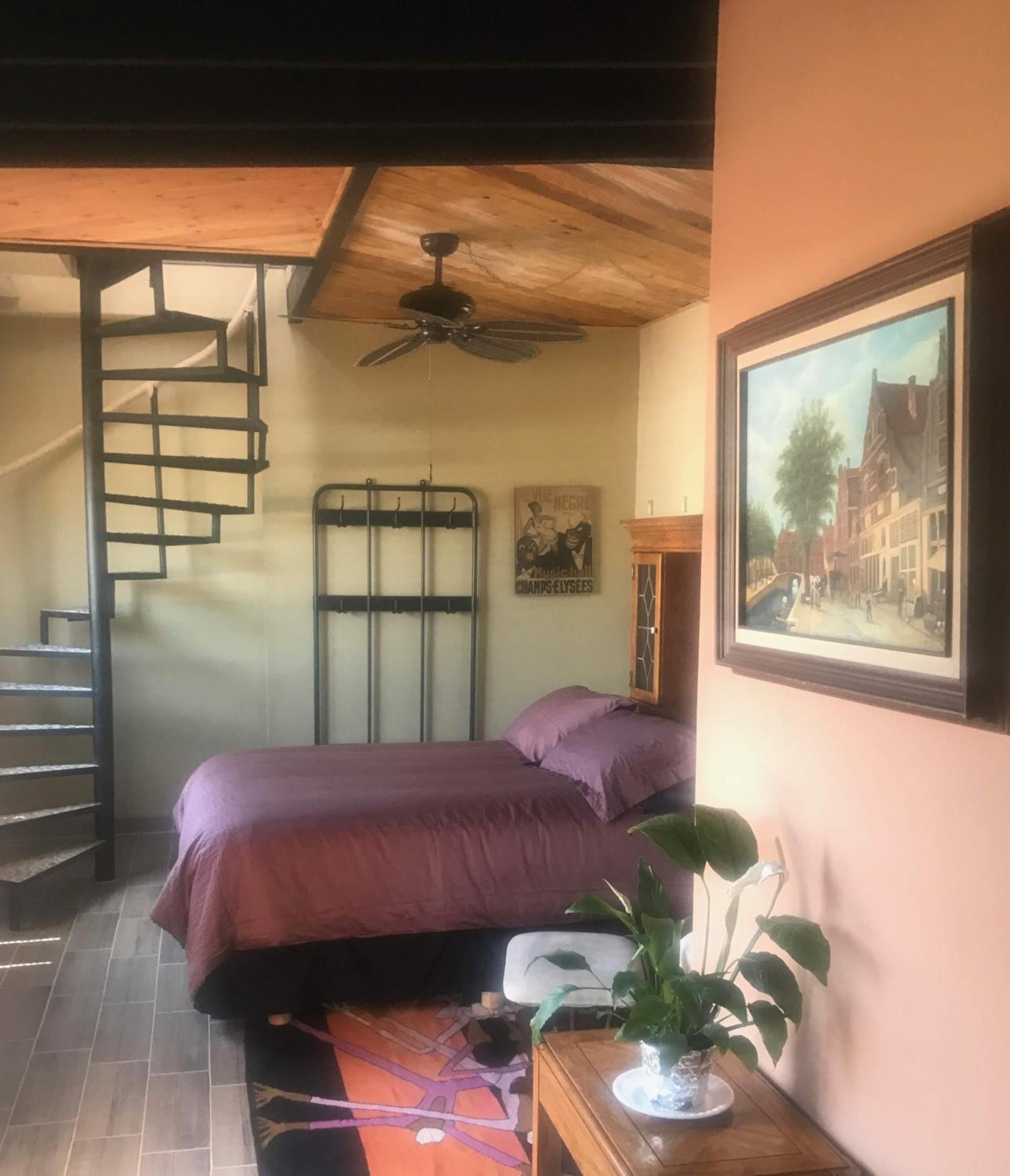 Deluxe Single Room with Balcony photo 3
