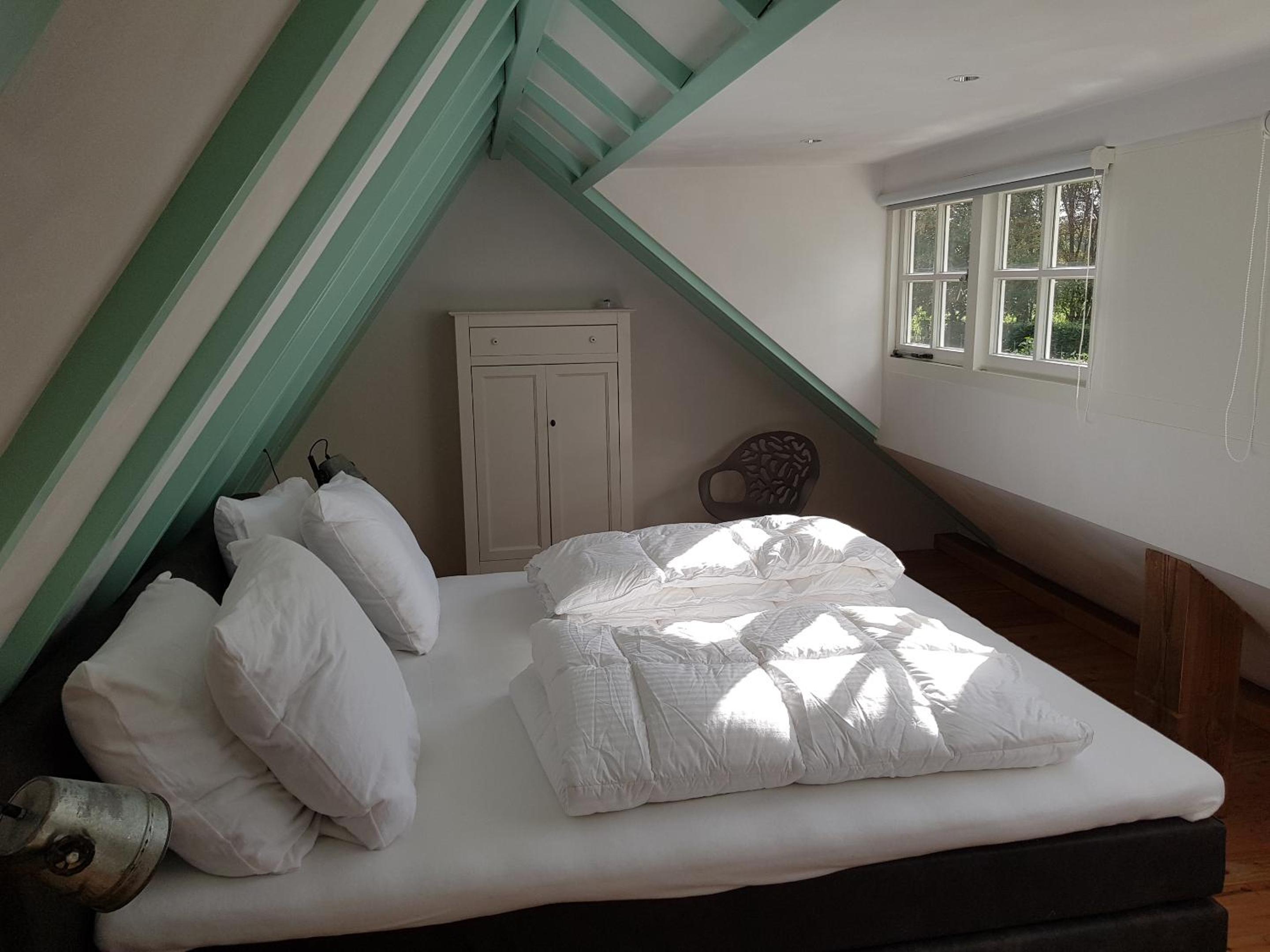 Double Room with Private Bathroom - Photo 7