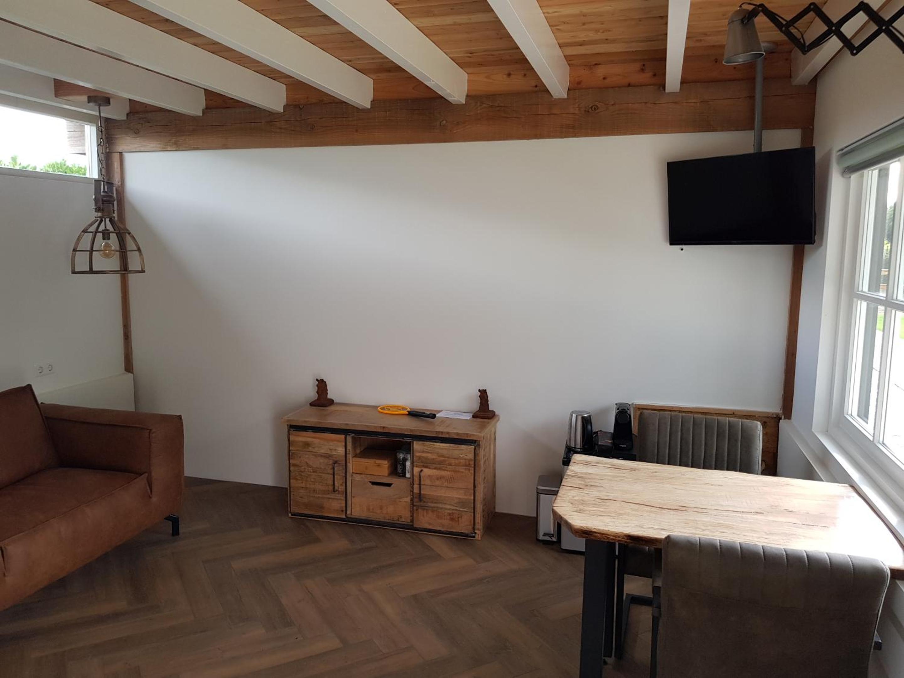 Double Room with Private Bathroom - Photo 4