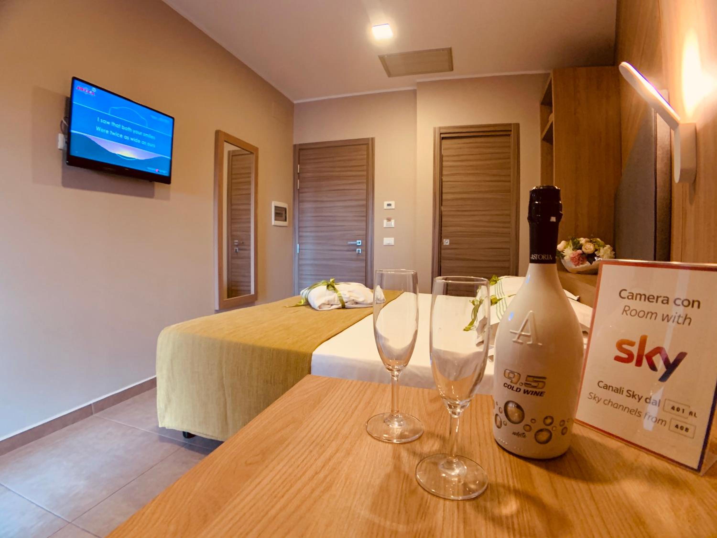 Double Room - Photo 1