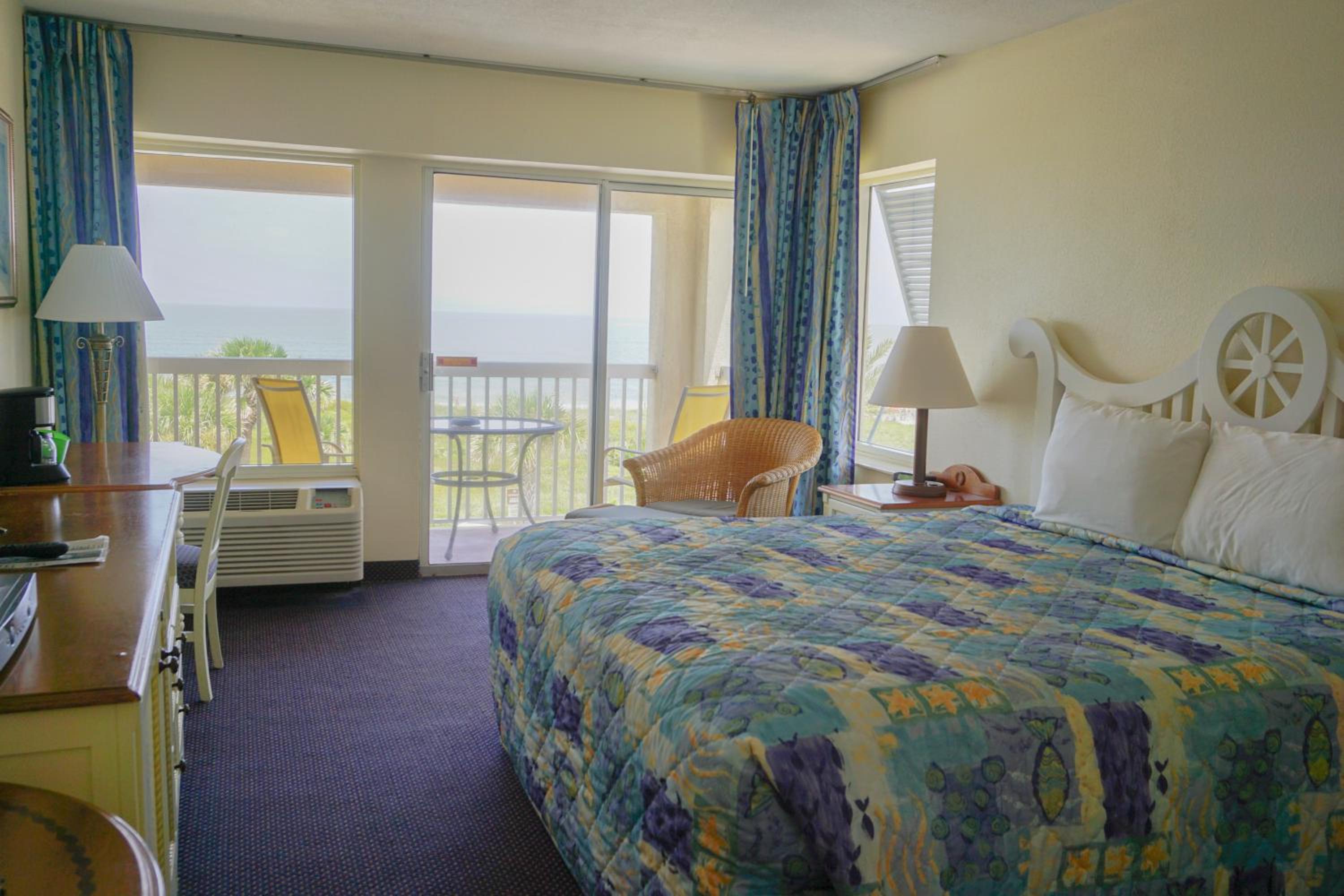 King Room with Jacuzzi - Second Floor
