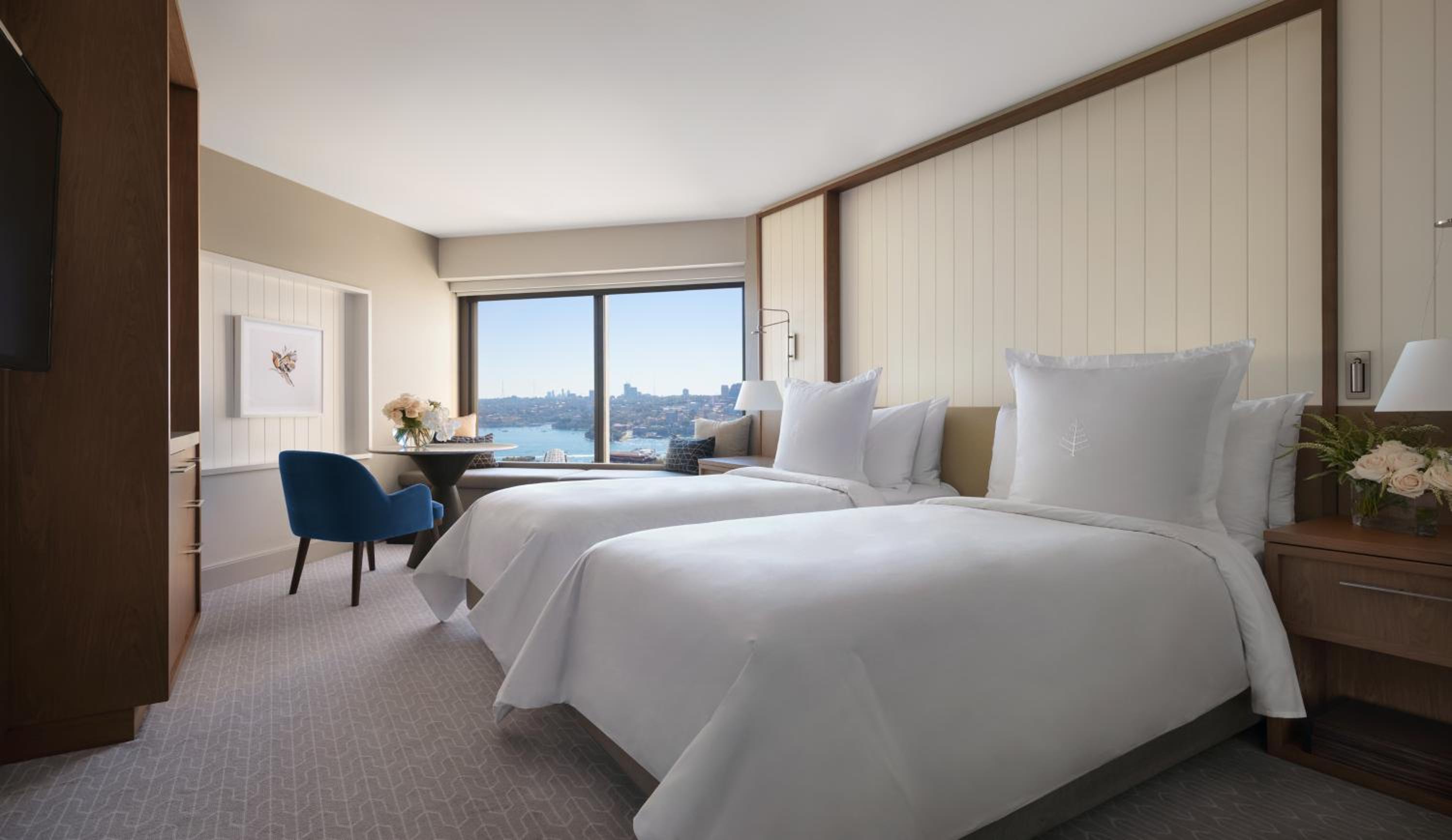 Deluxe Partial Harbor Twin Room
