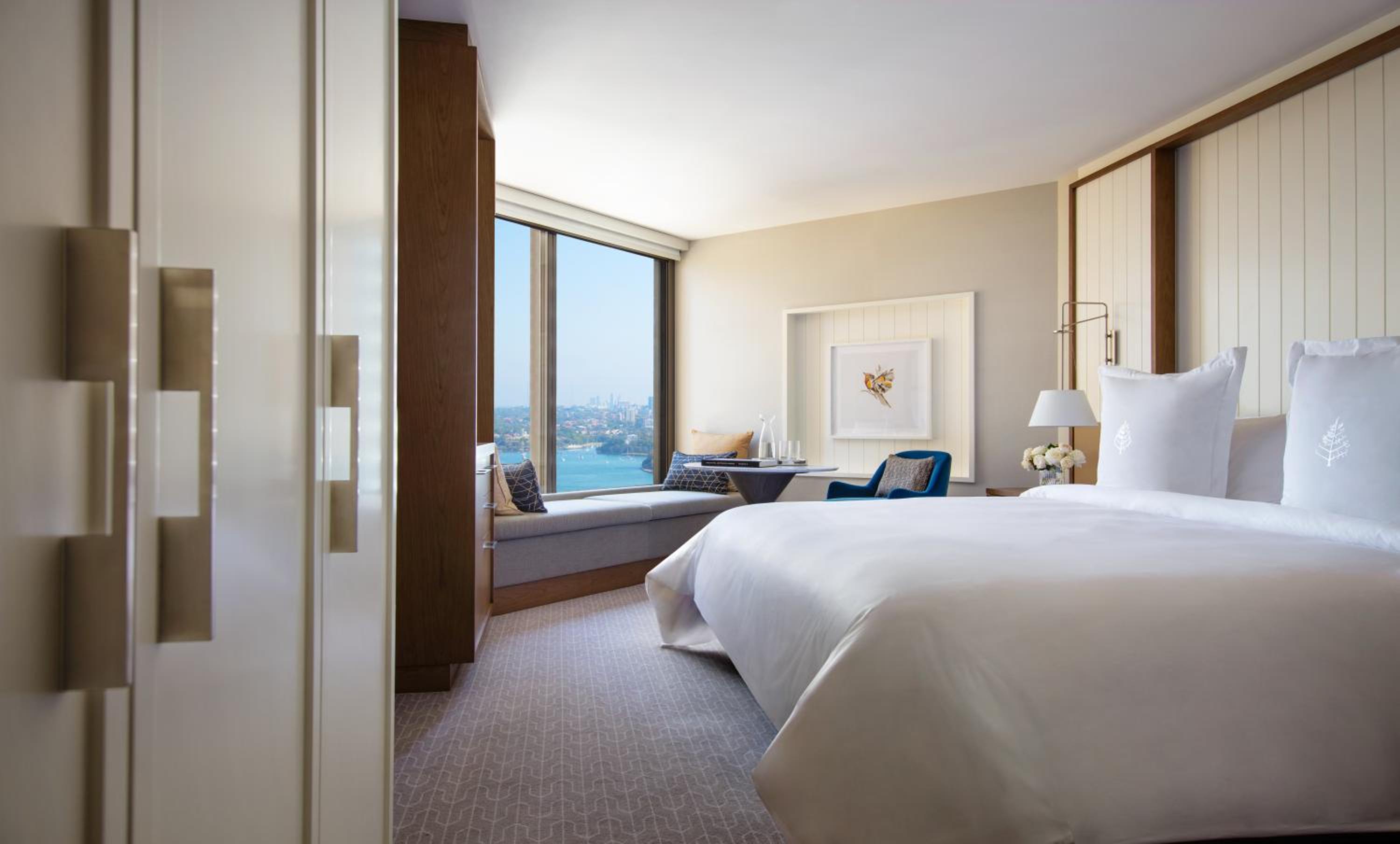 Deluxe Partial Harbor King Room