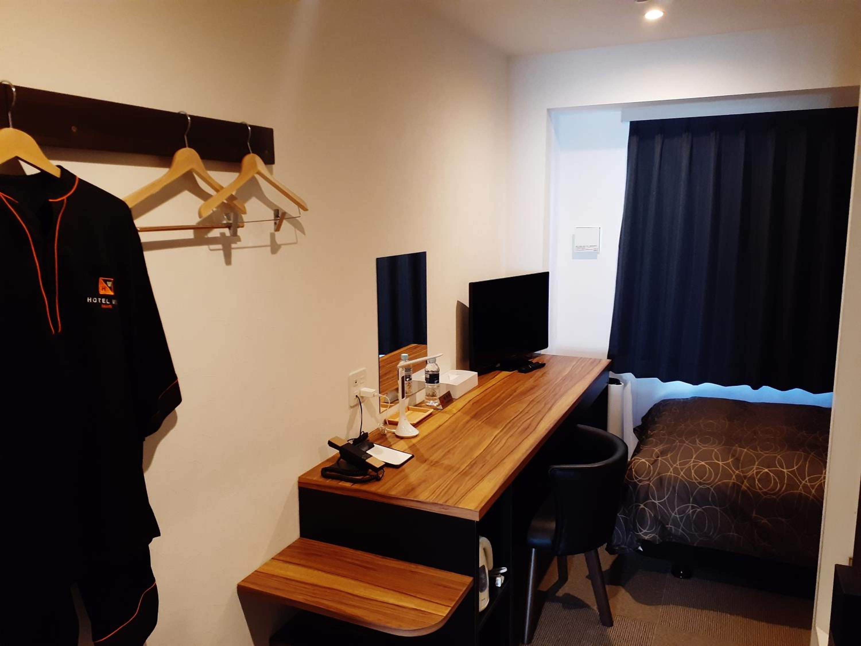 Single Room - Photo 1
