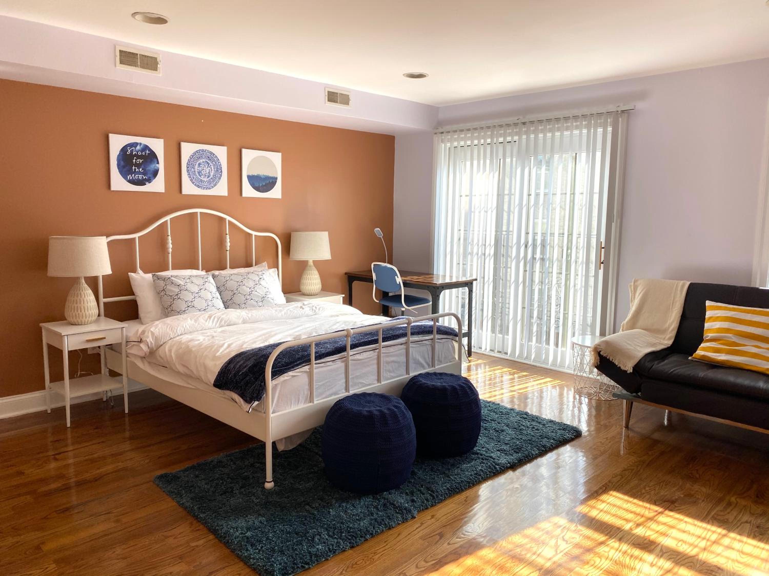 Deluxe Queen Room - Photo 1