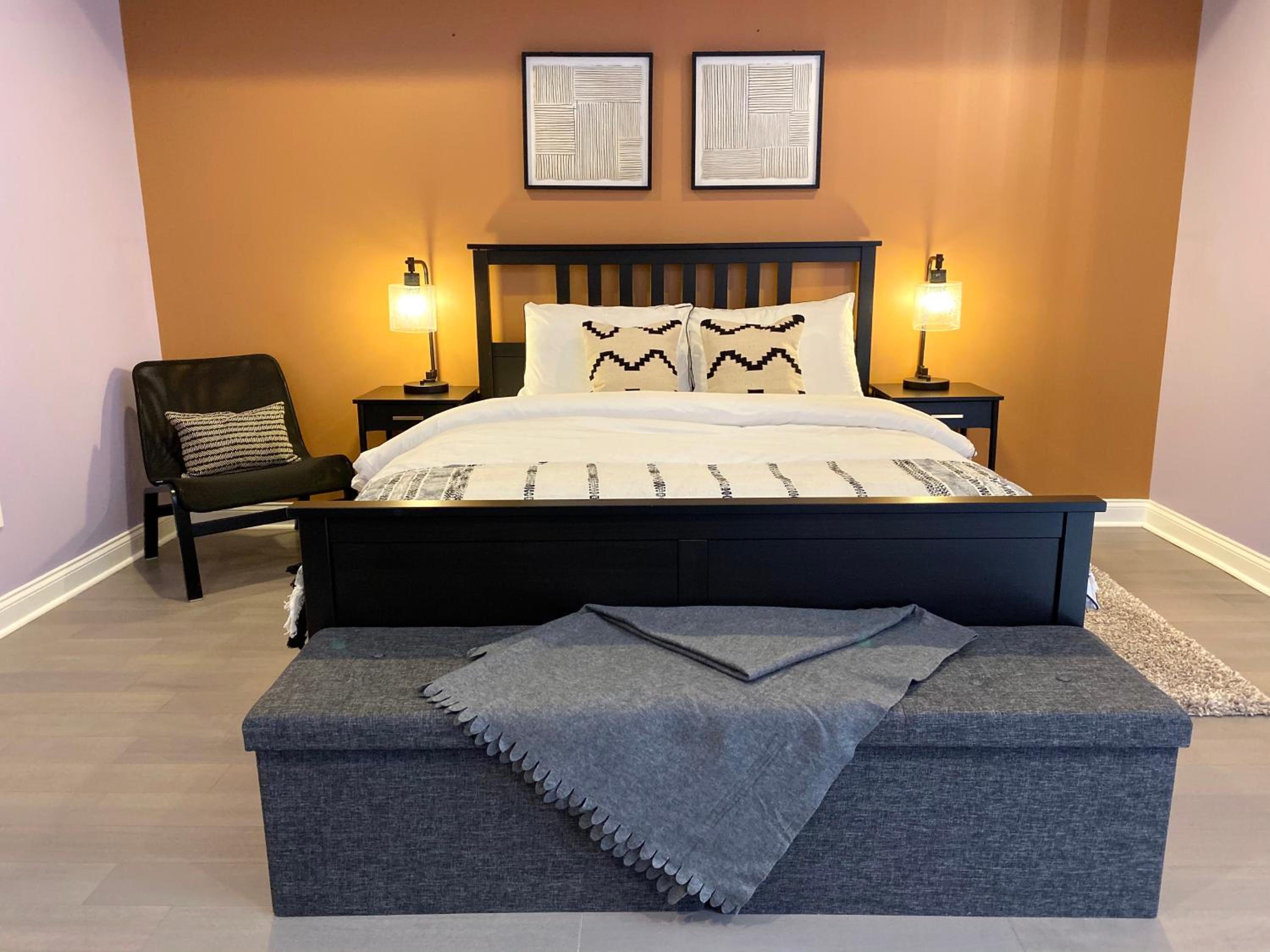 Queen Room - Photo 15