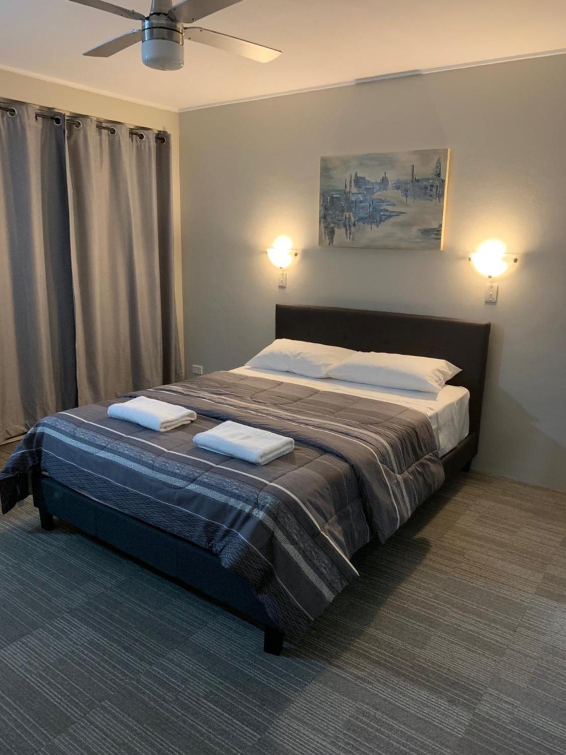 Double Room with Private Bathroom - Photo 1
