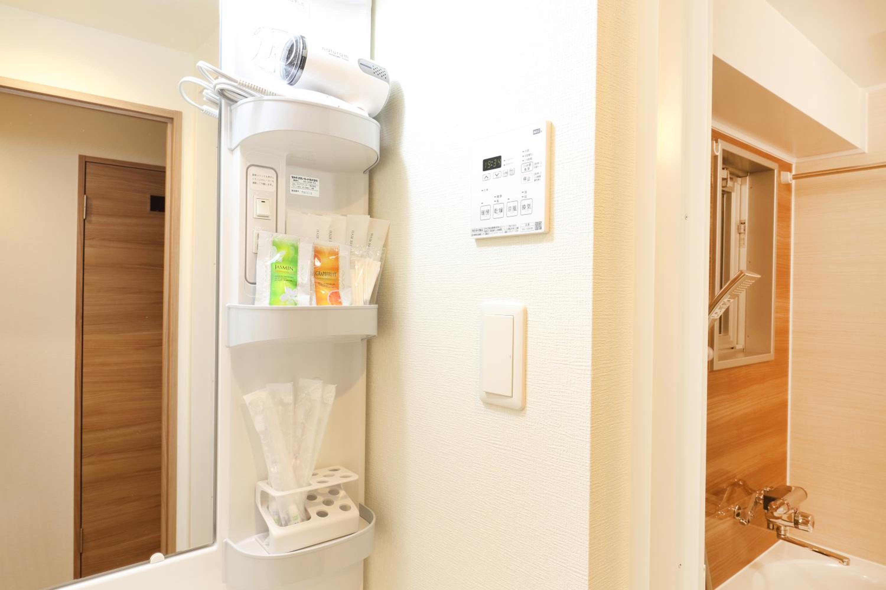 Double Room - Photo 6