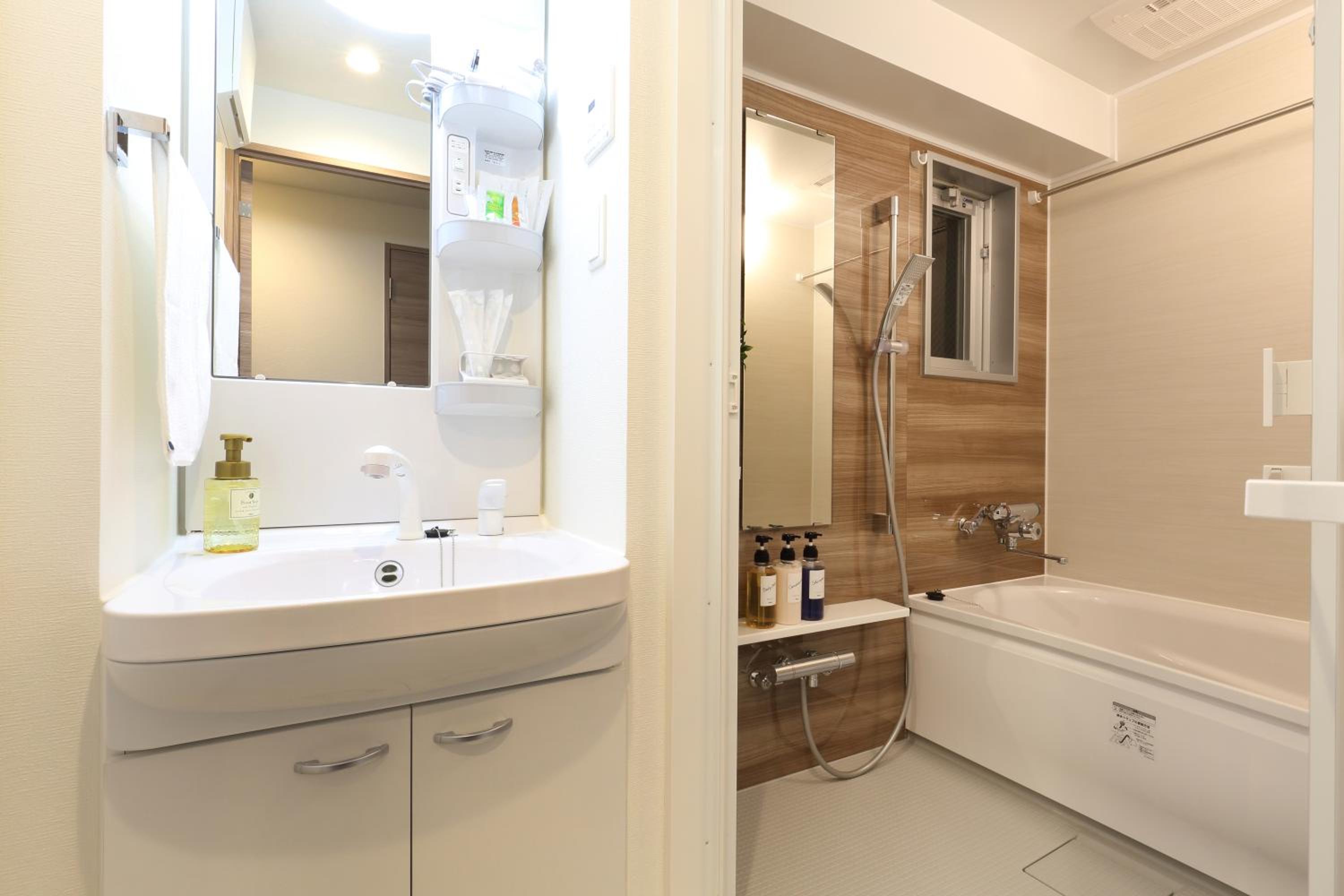 Double Room - Photo 7