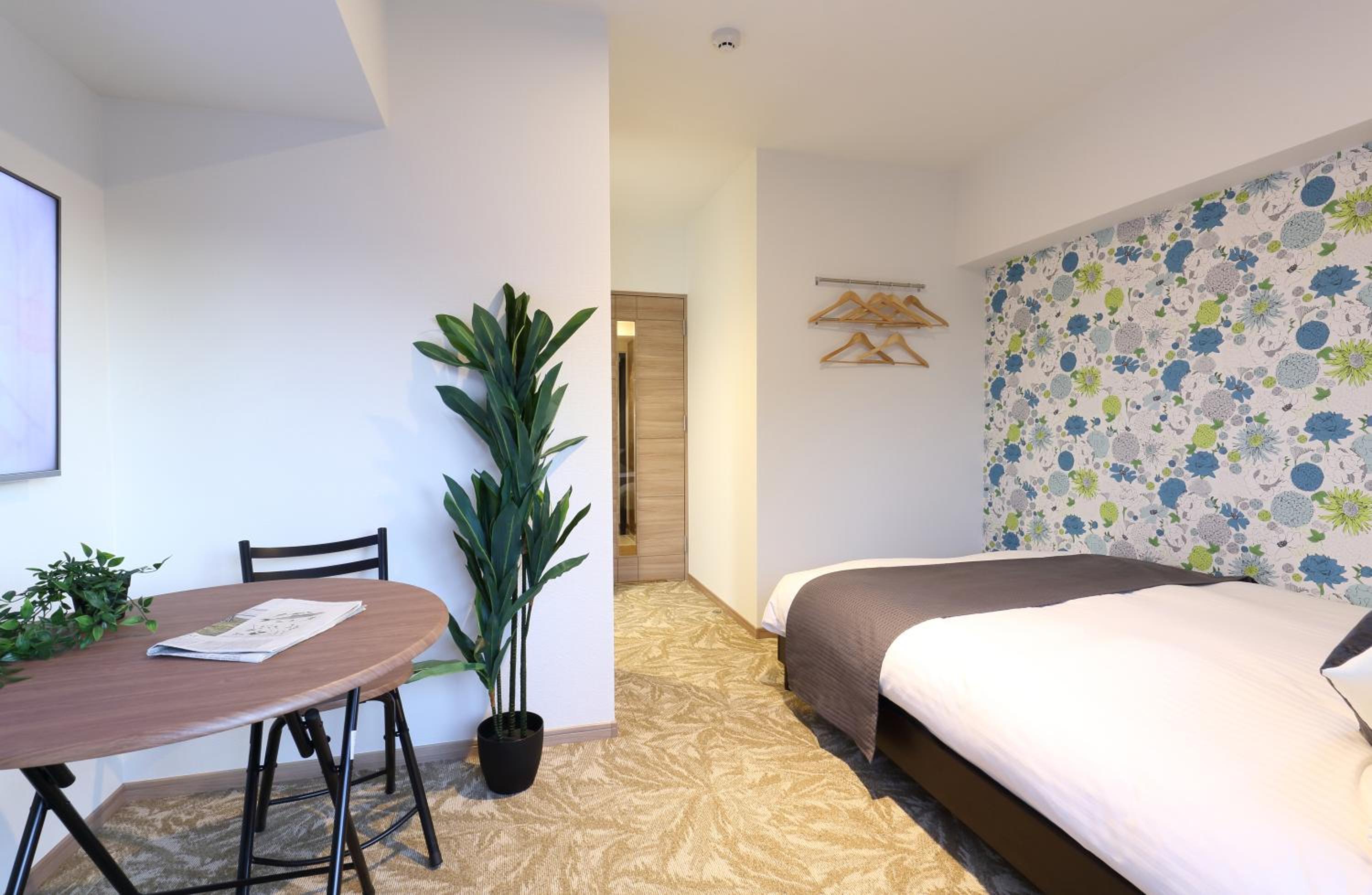 Double Room - Photo 12