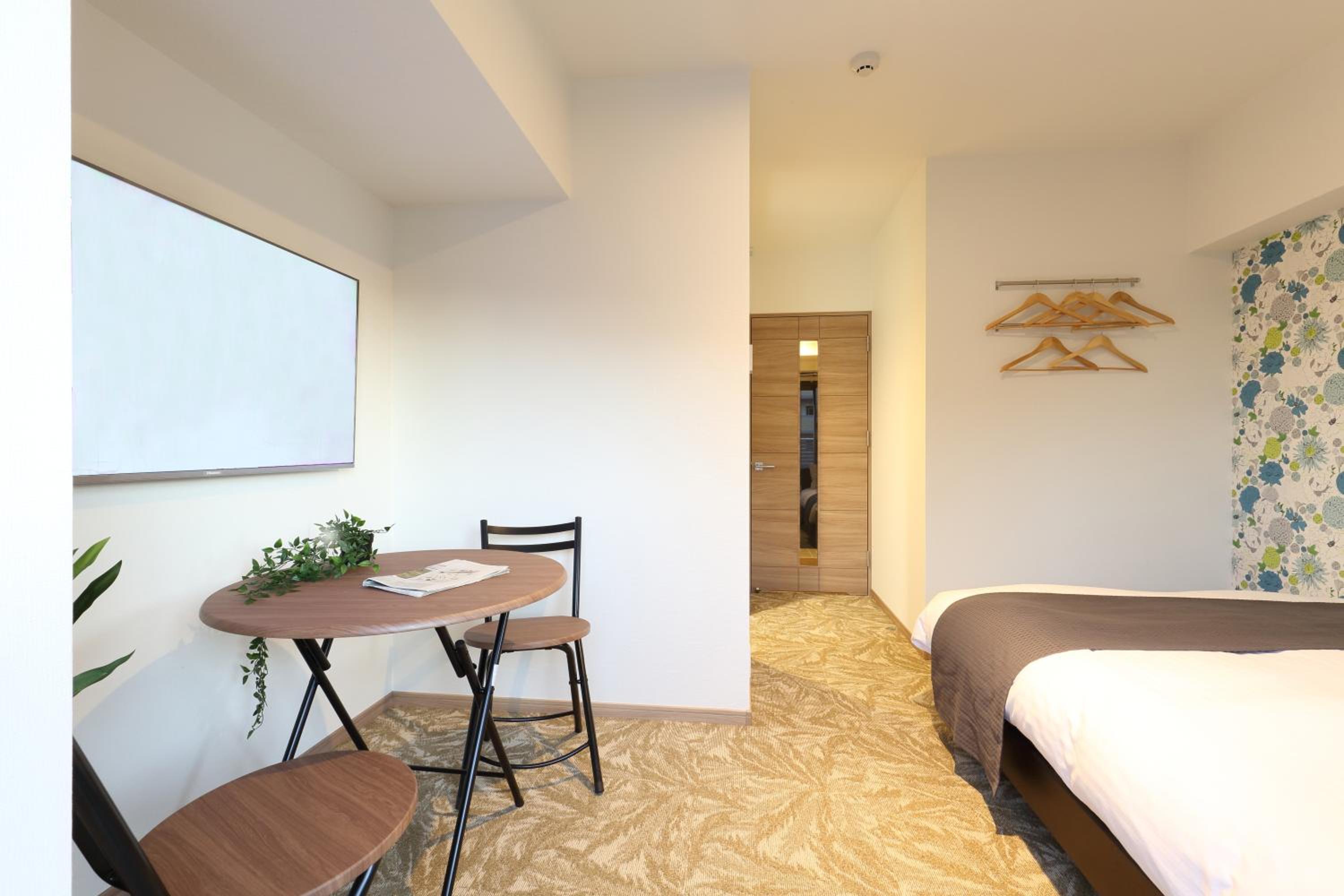 Double Room - Photo 14
