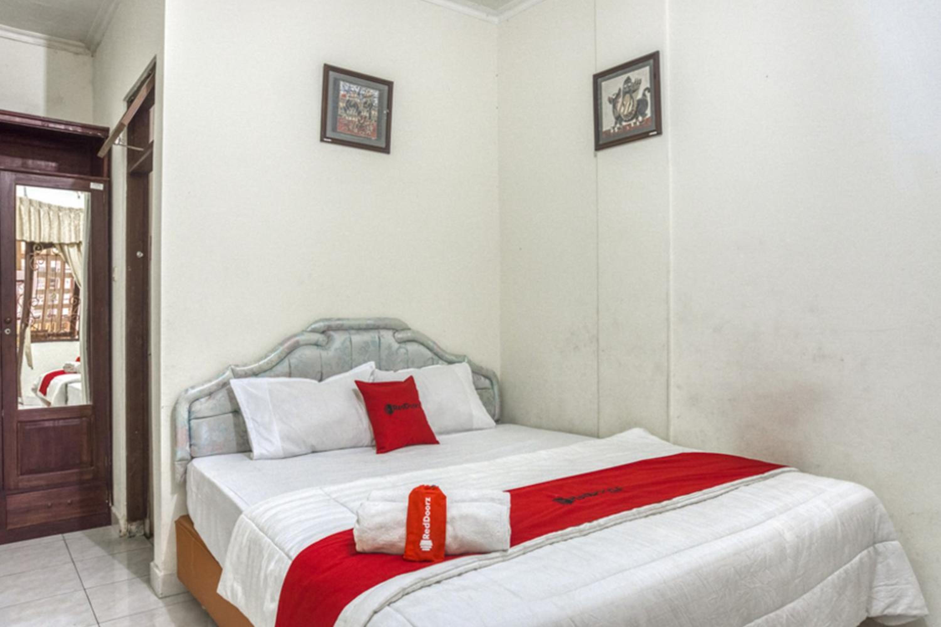 Standard Double Room - Photo 1